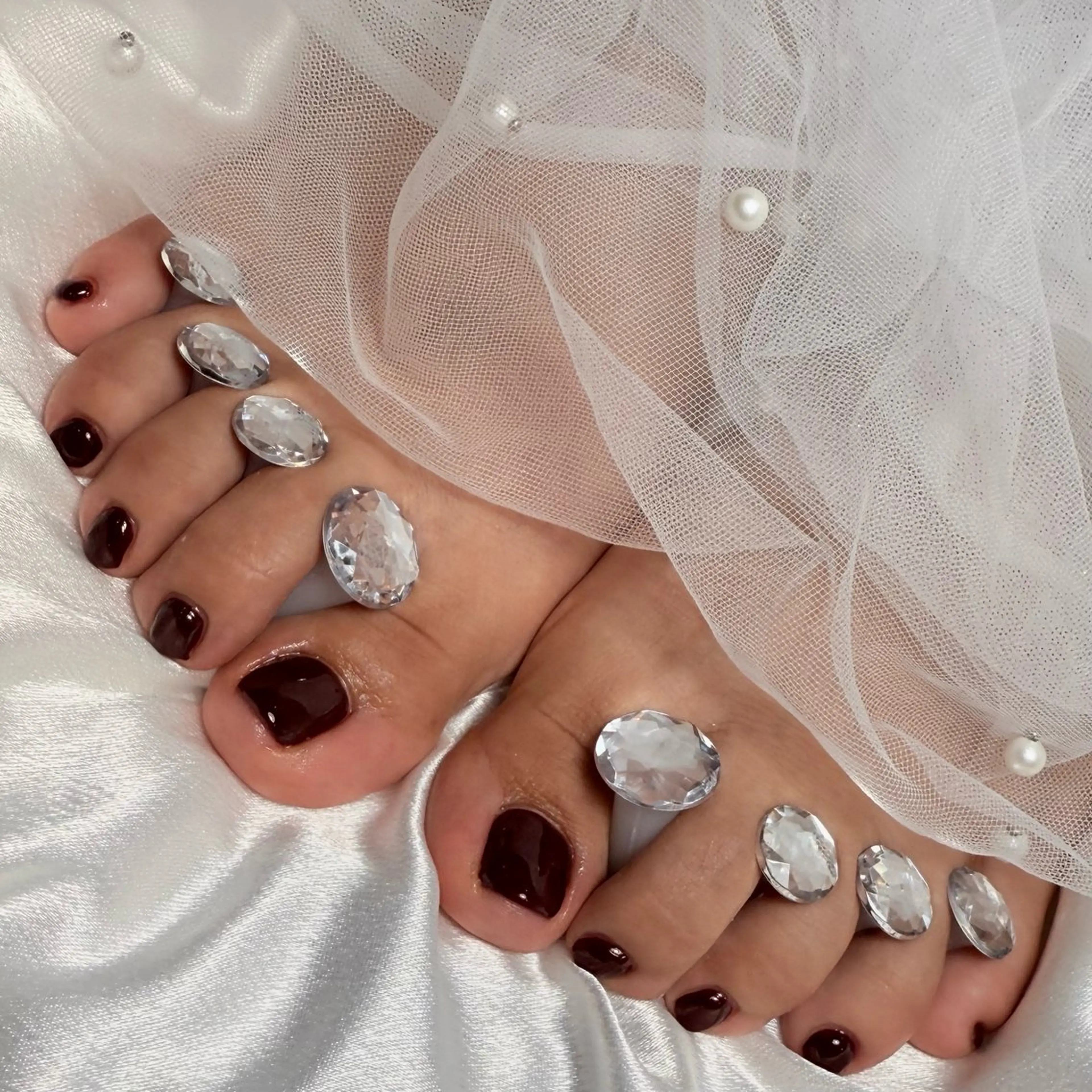 ネイル ボルドー フットネイル ジェルネイル ワンカラーネイル 赤色 フットネイル LAMB所属・🌹Belle Nail🌹のネイルデザイン