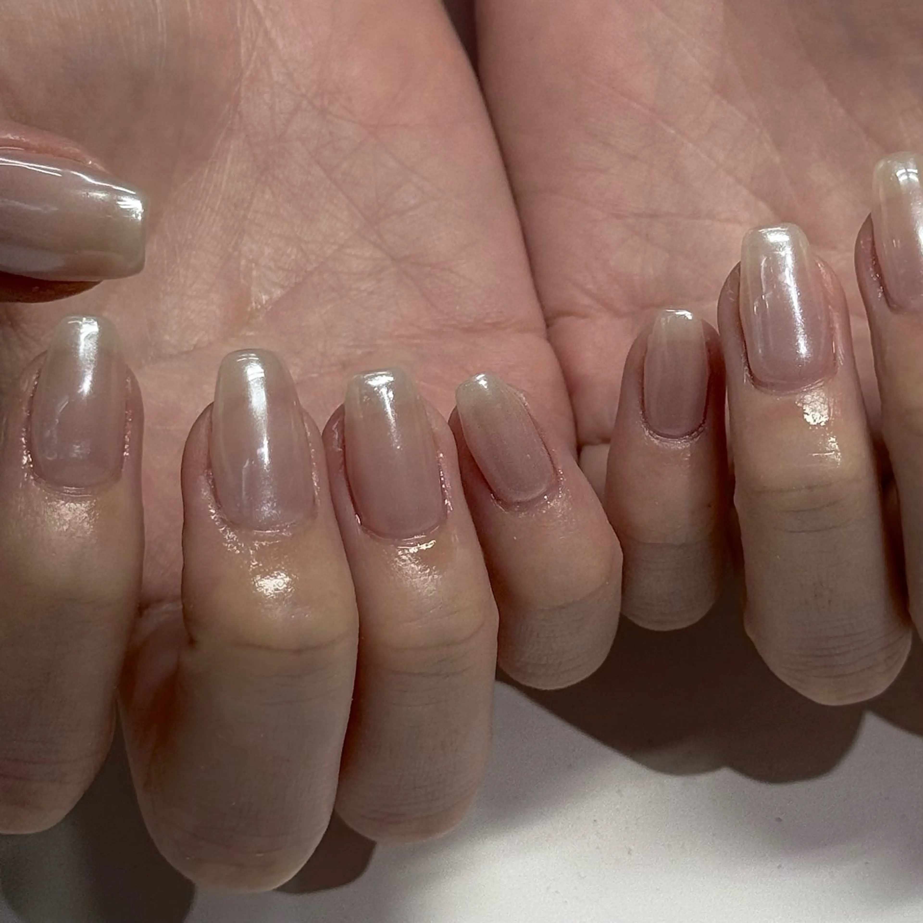 ネイル ミラーネイル シンプルネイル ハンドネイル WOLTOKYO渋谷 lynのネイルデザイン