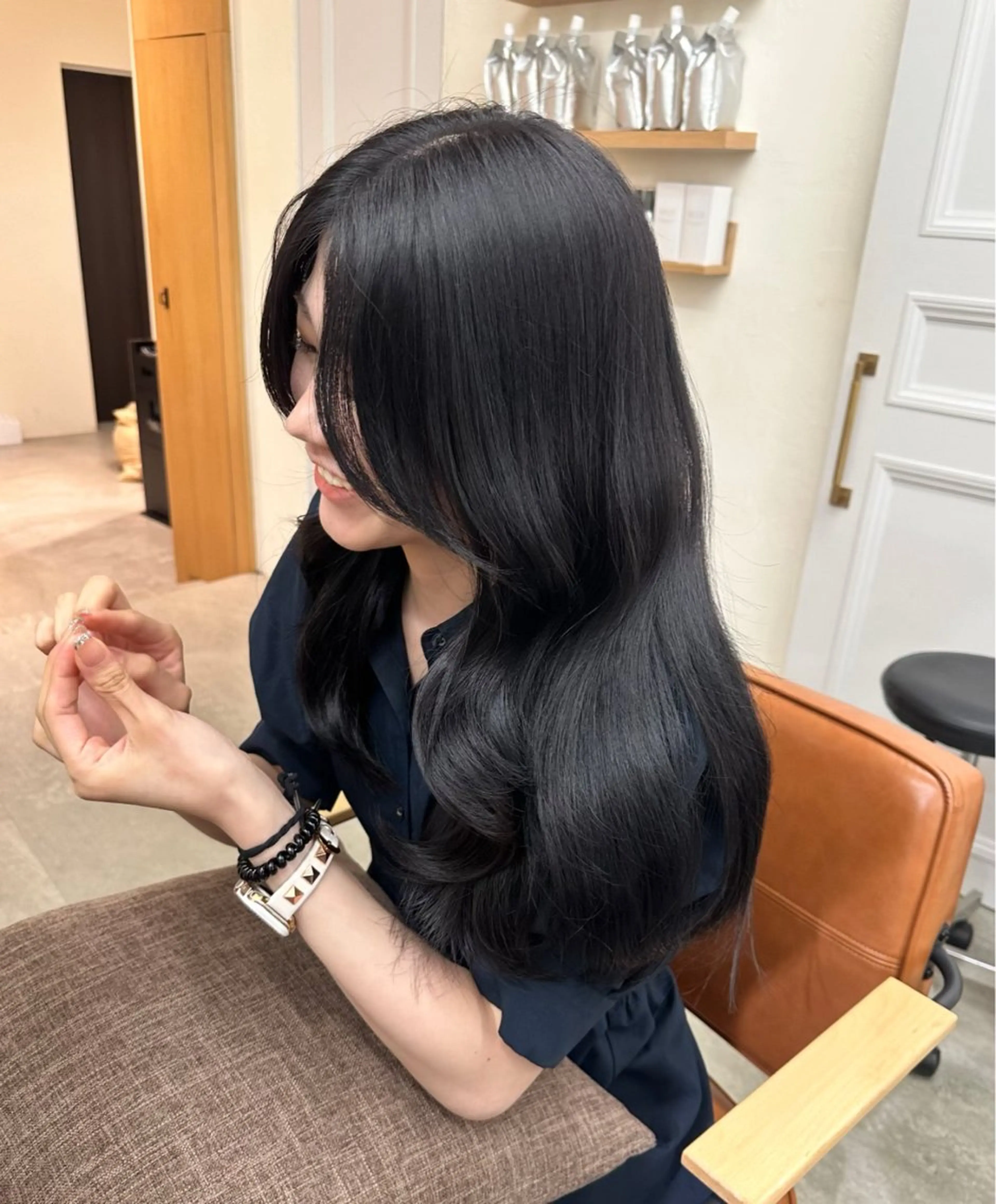 ミディアム カラー ヘアアレンジ 顔周りcut/ 艶ワンカラー♥ちさきのヘアスタイル