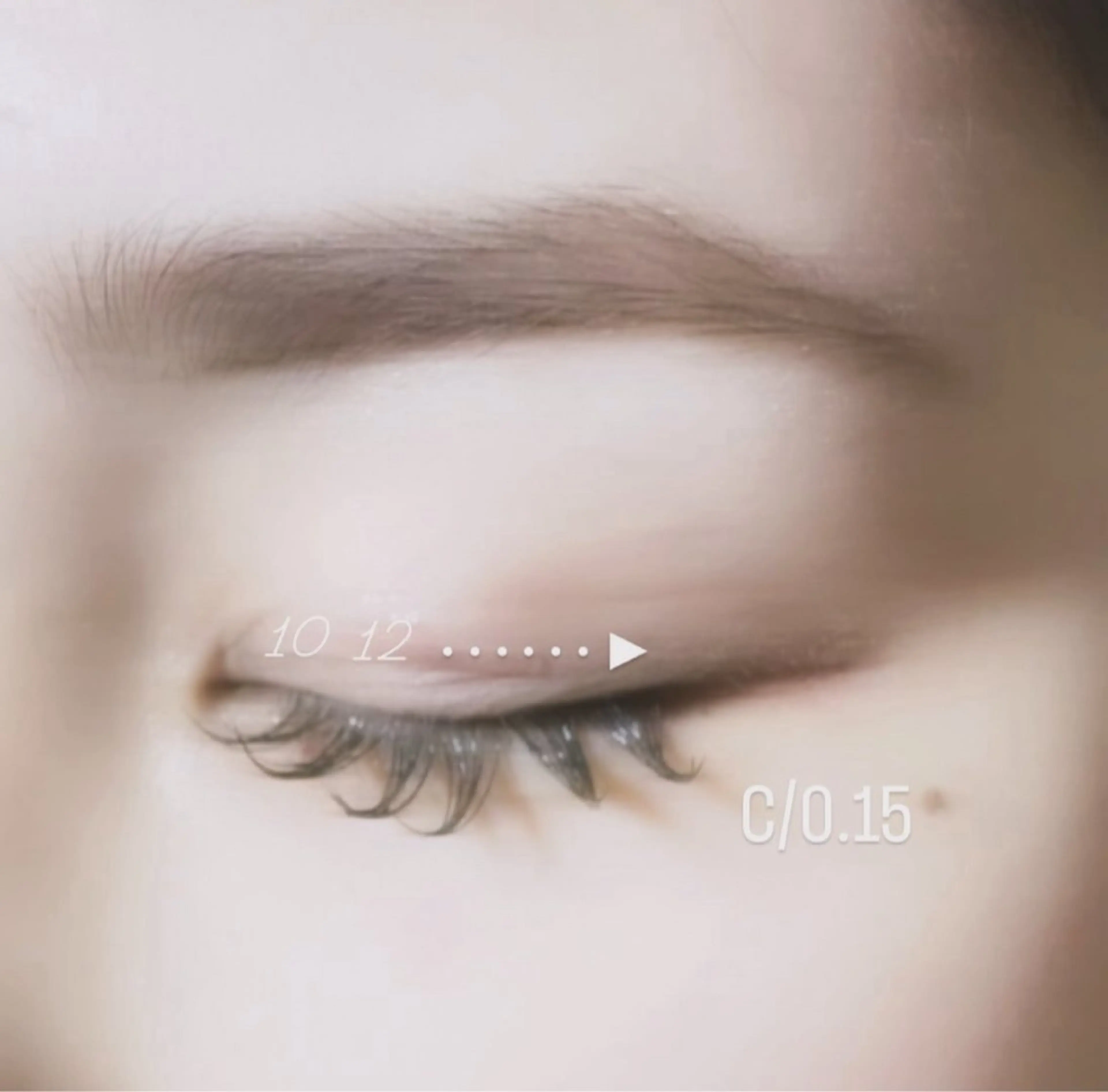 マツエク・マツパ Cカール WHITE EYE所属・RINKA Mの眉毛・アイブロウイメージ