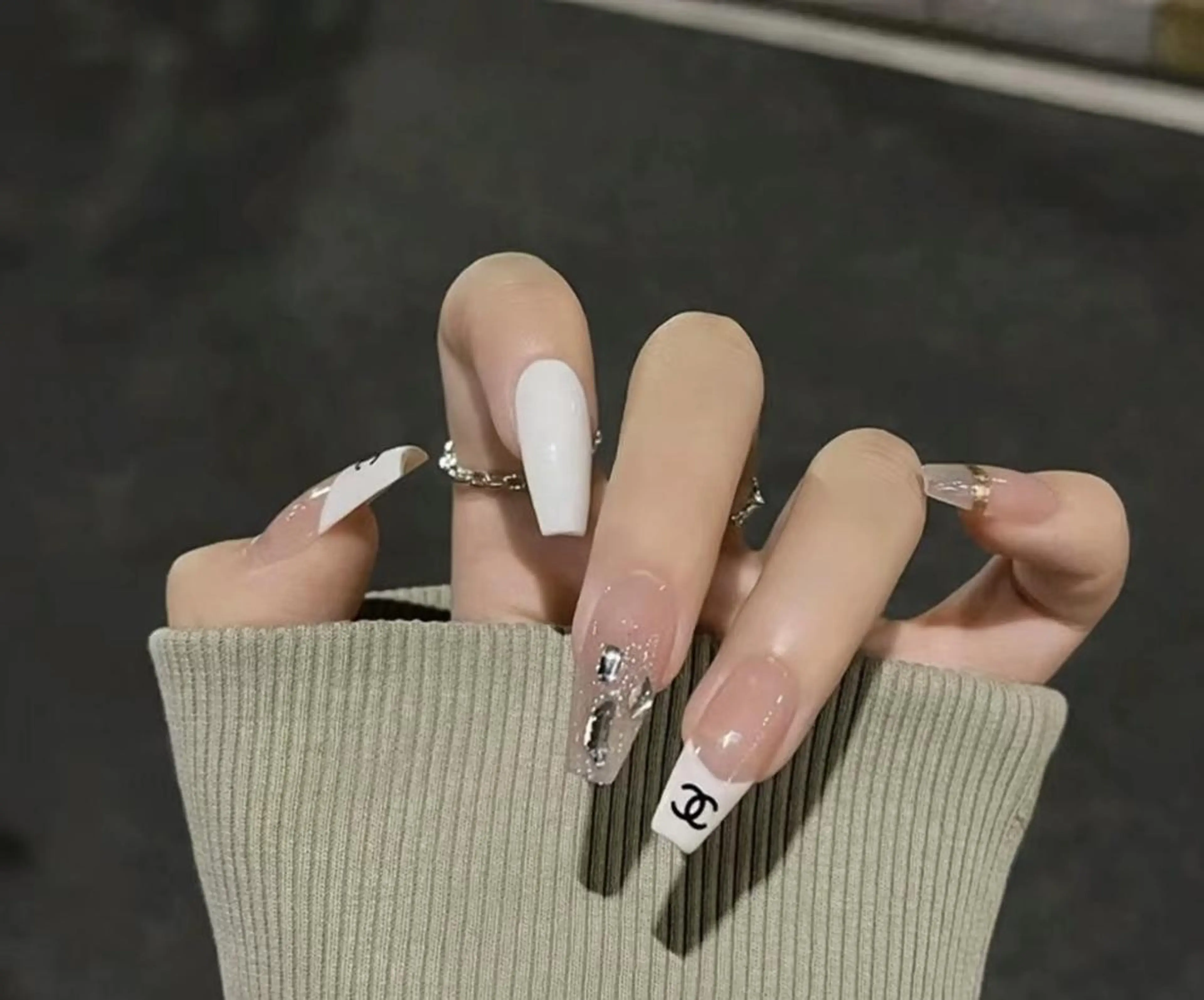 ネイル inf リエネイルサロンのネイルデザイン