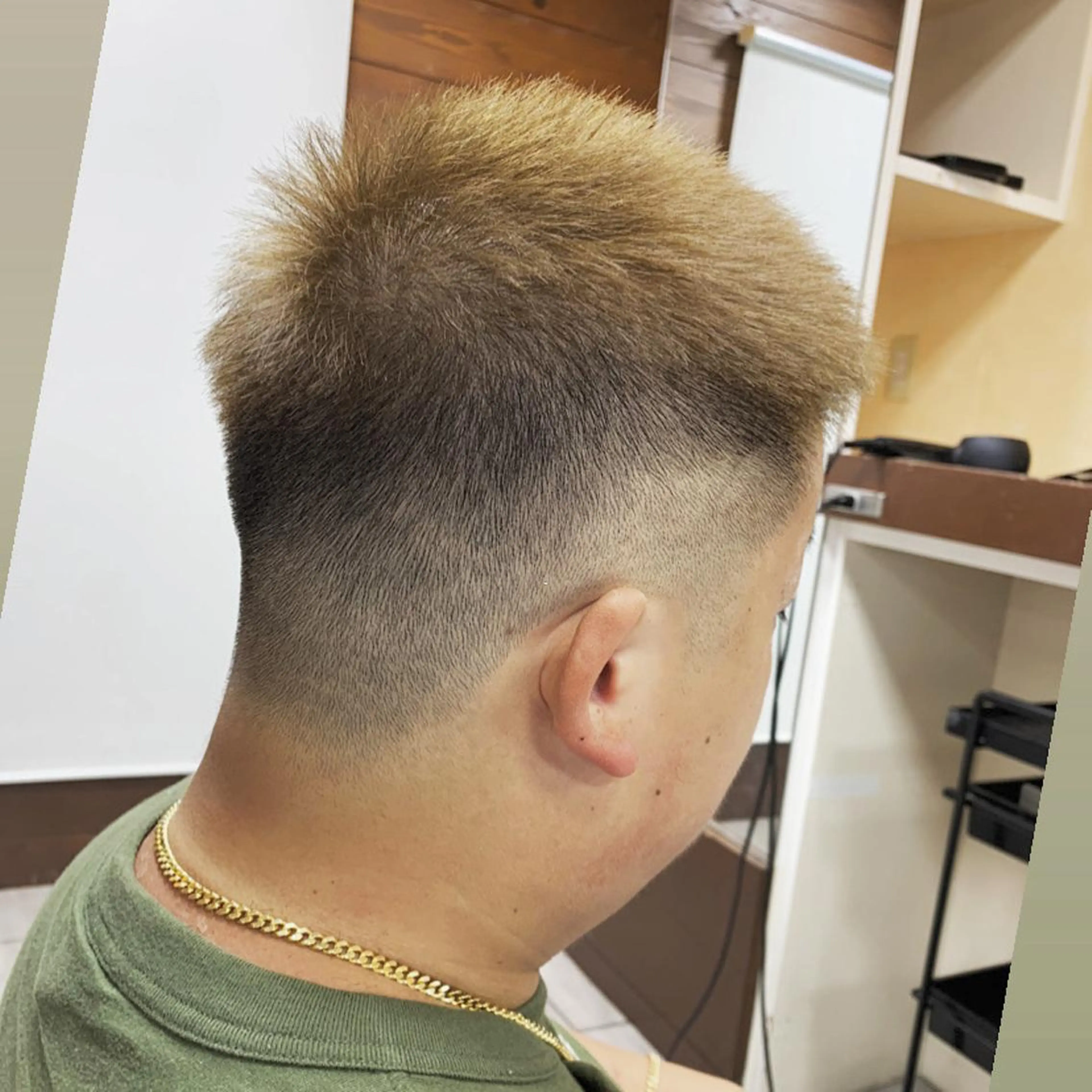 カラー メンズ カット ヘアカラー トリートメント 【brace小阪店】 店長   村上直也のヘアスタイル