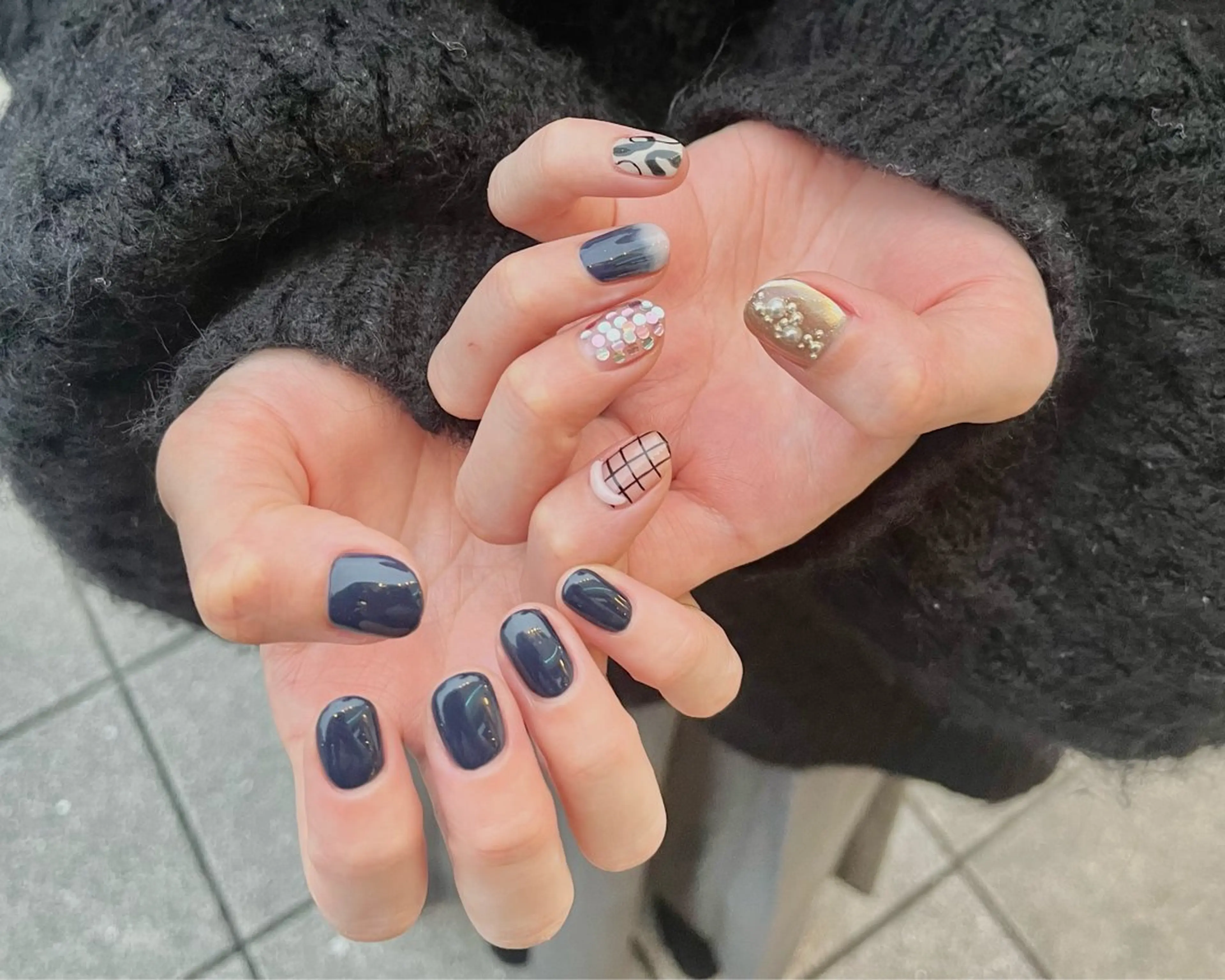 ネイル ハンドネイル 友田 晴香のネイルデザイン
