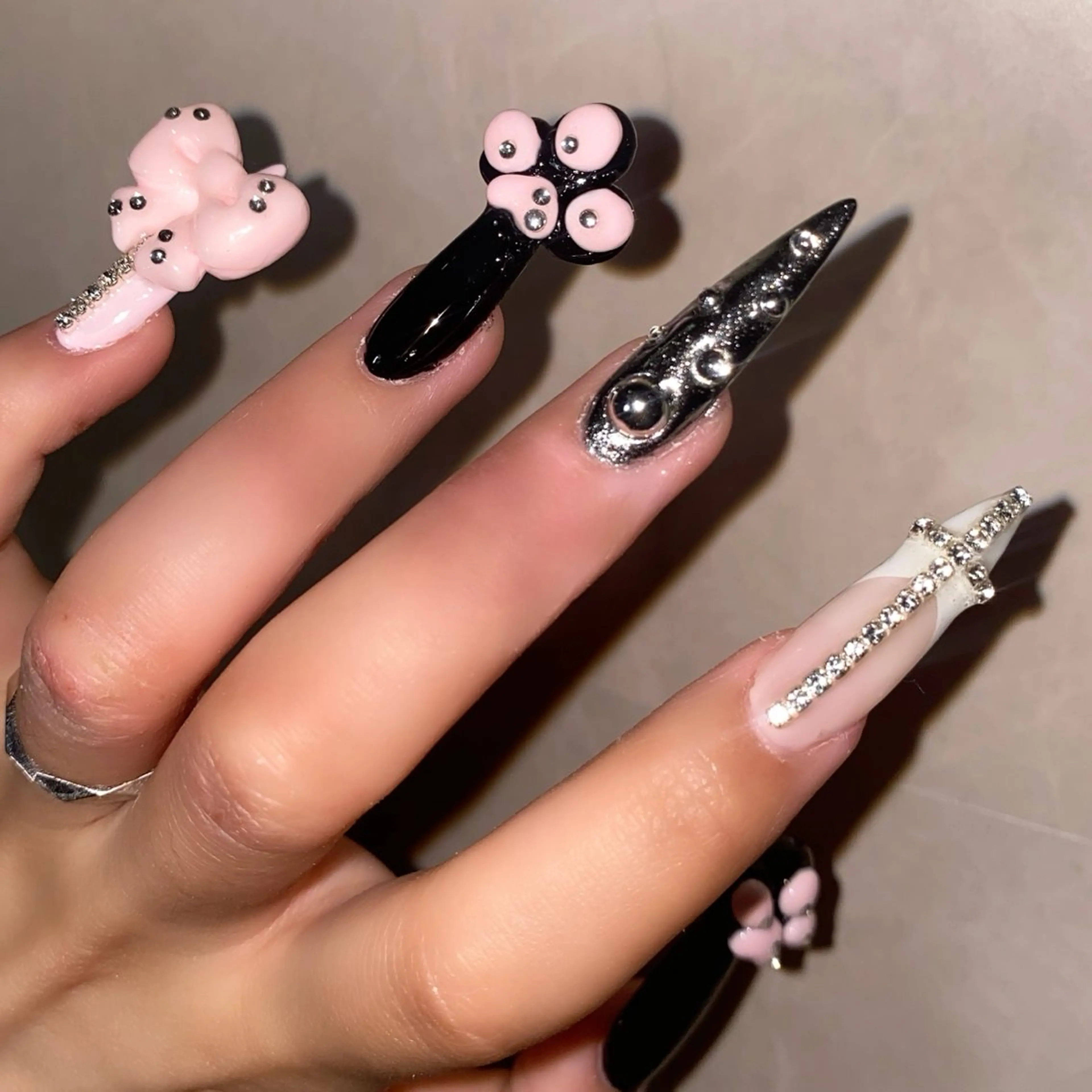 ネイル ハンドネイル ꒰ঌheaven໒꒱ ayaneのネイルデザイン