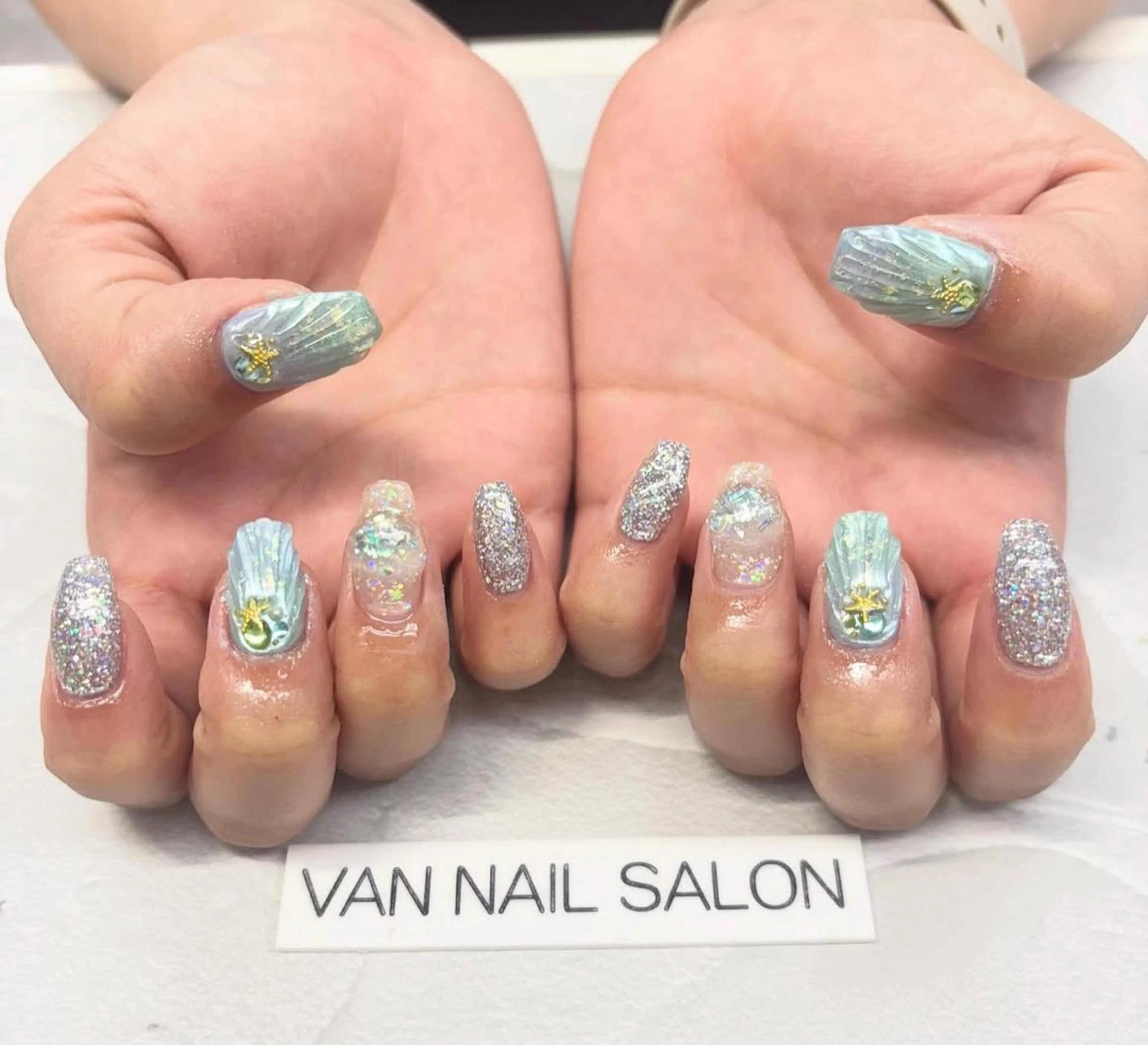 ネイル ハンドネイル Van Nail 本厚木店所属・Van Nail Salonのネイルデザイン