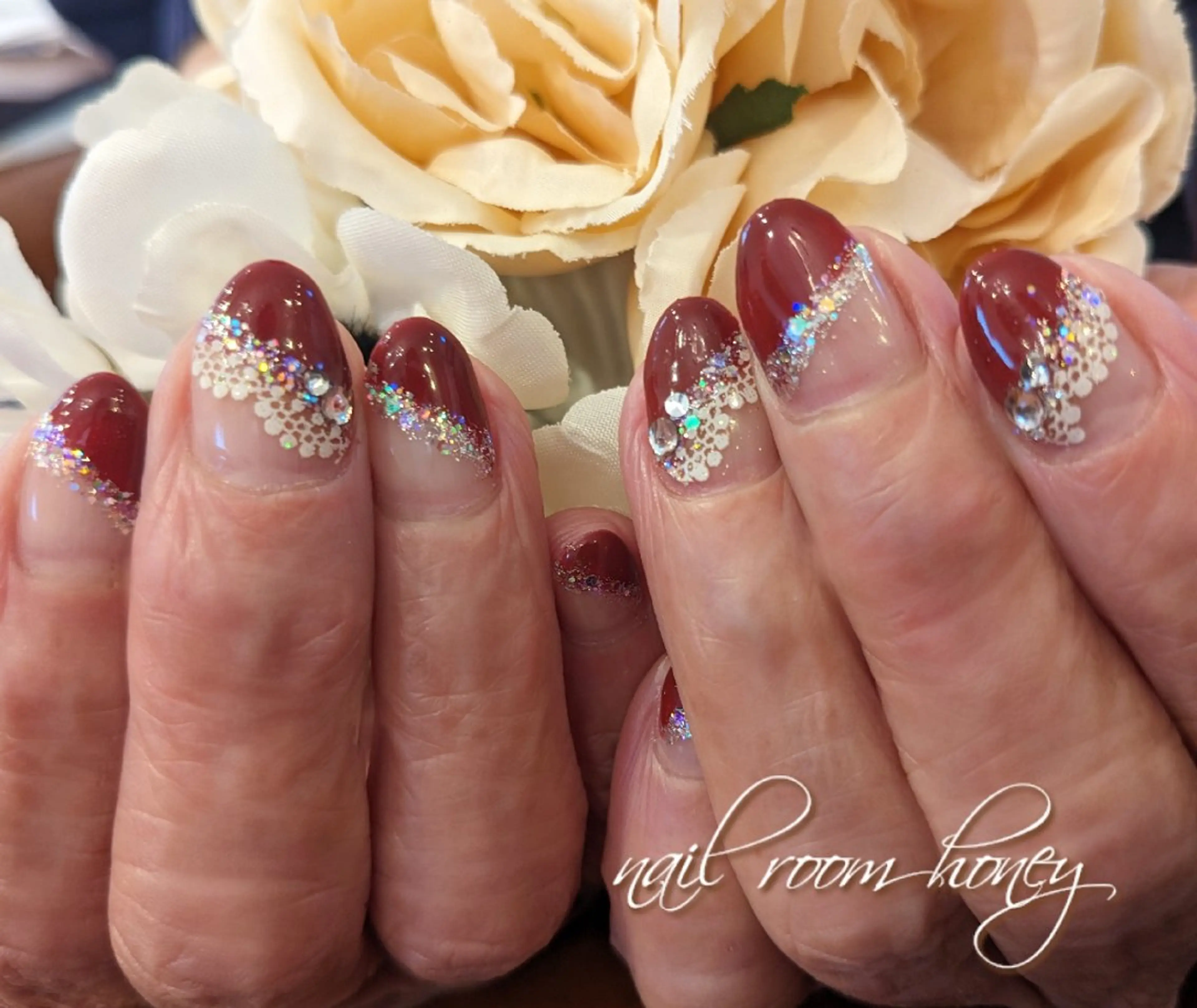 ネイル ボルドー フレンチネイル レース 斜めフレンチ ハンドネイル nail room  honeyのネイルデザイン