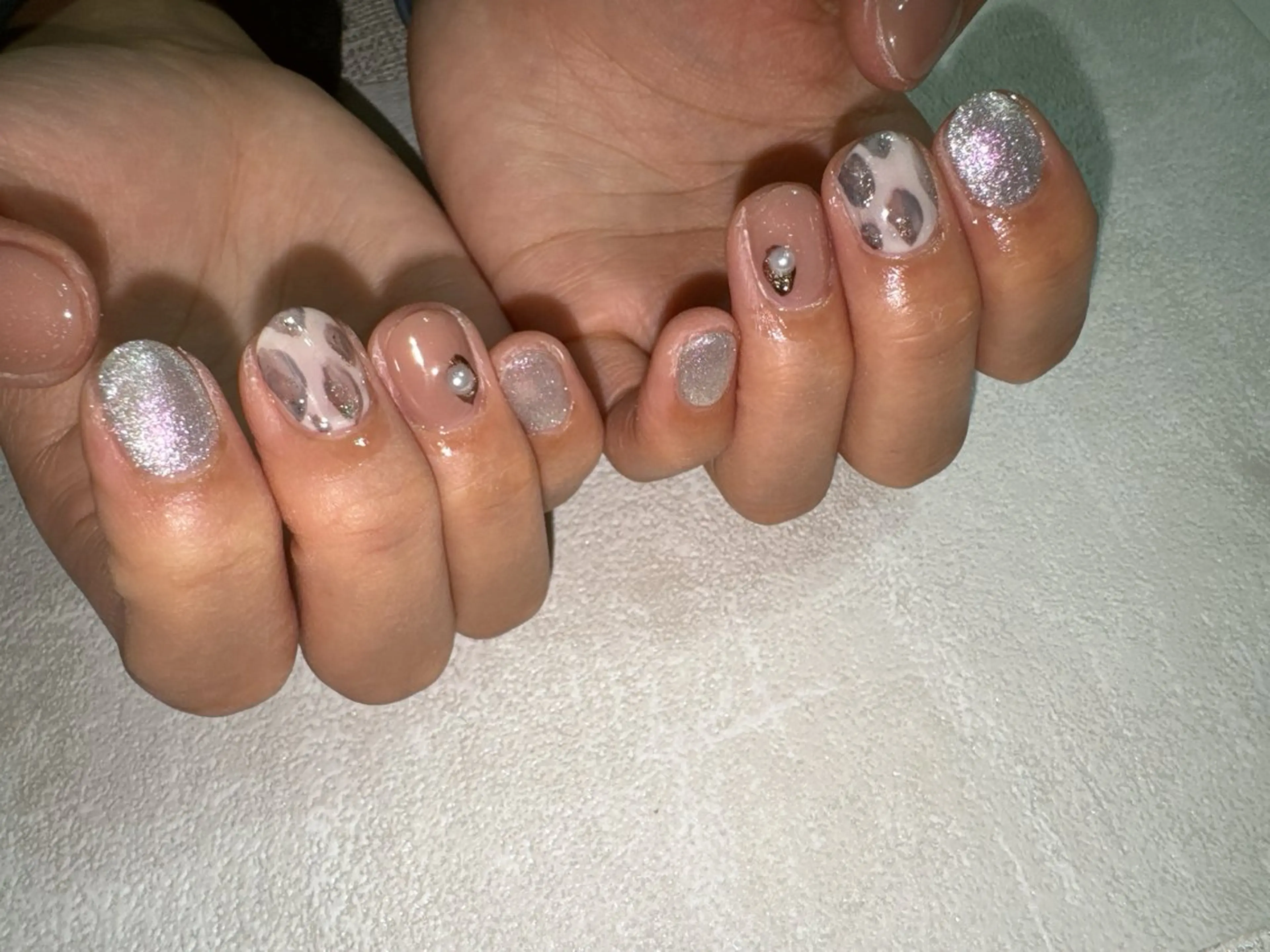 ネイル オーロラネイル フットネイル フレンチネイル ジェルネイル マグネットネイル ハンドネイル kikinail 溝の口のネイルデザイン