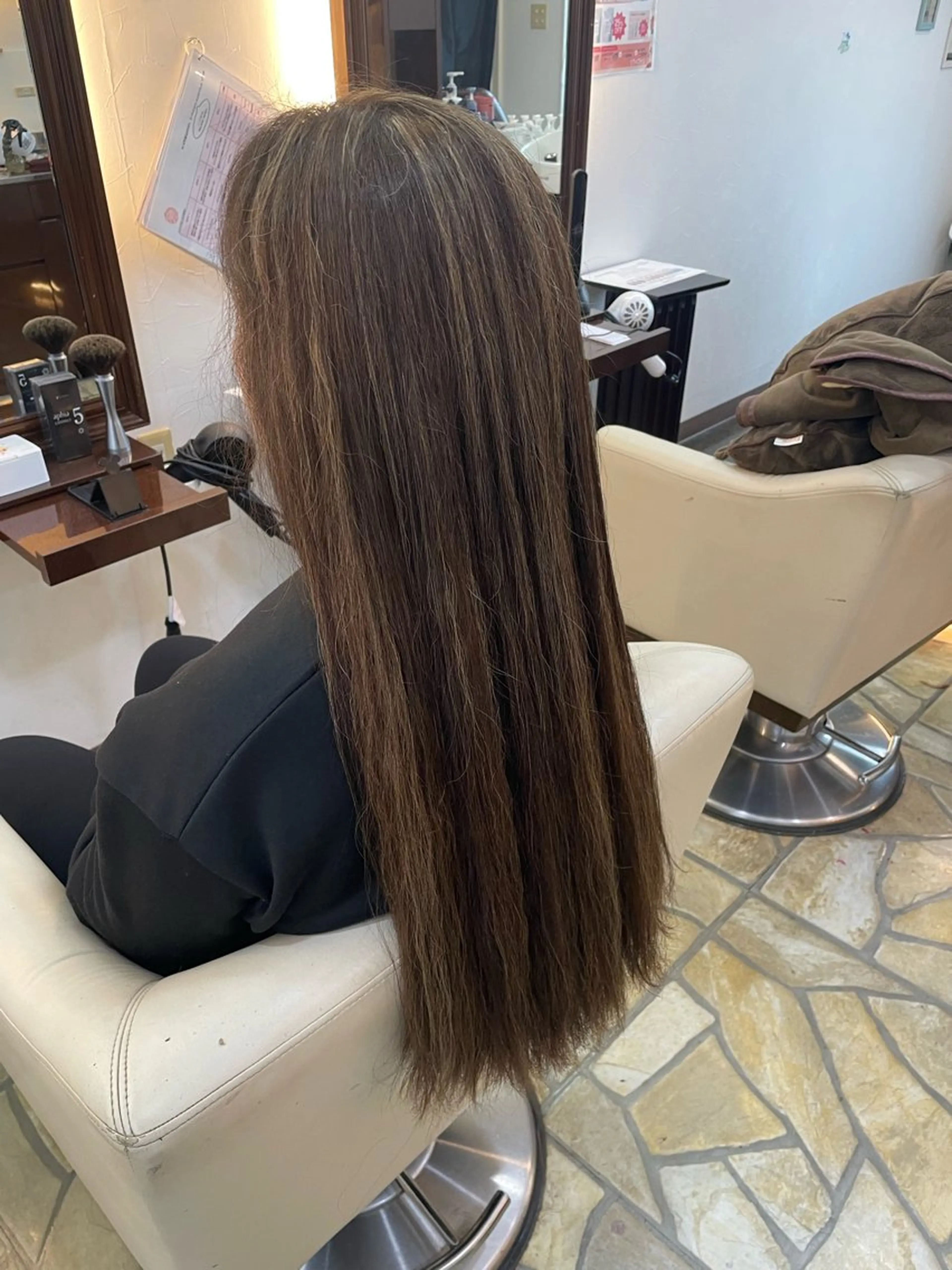 ロング カラー ヘアカラー トリートメント タツミ マコトのヘアスタイル