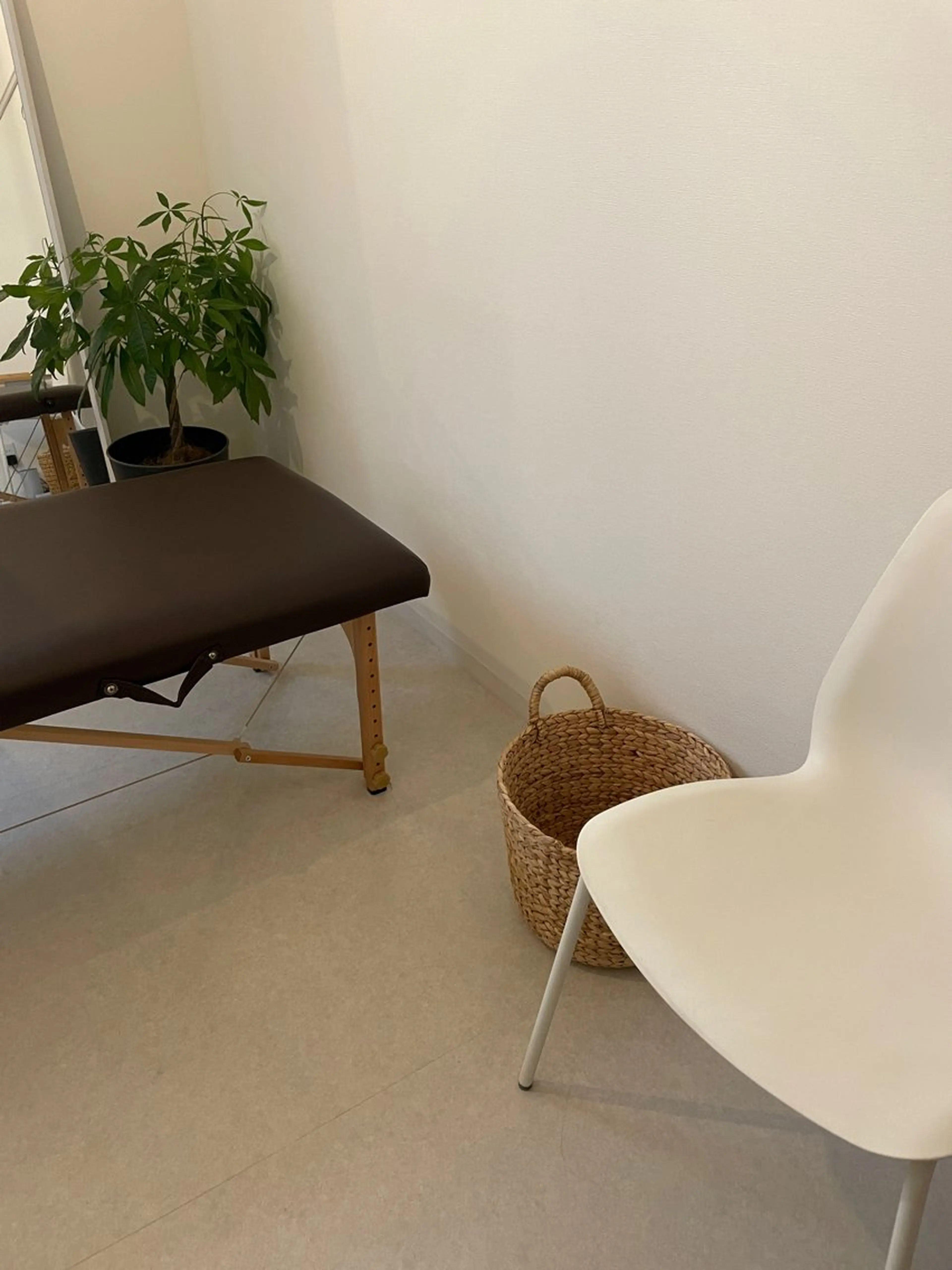 リラク ハルノハナ鍼灸治療院所属・中野 夢香のエステ・リラクイメージ