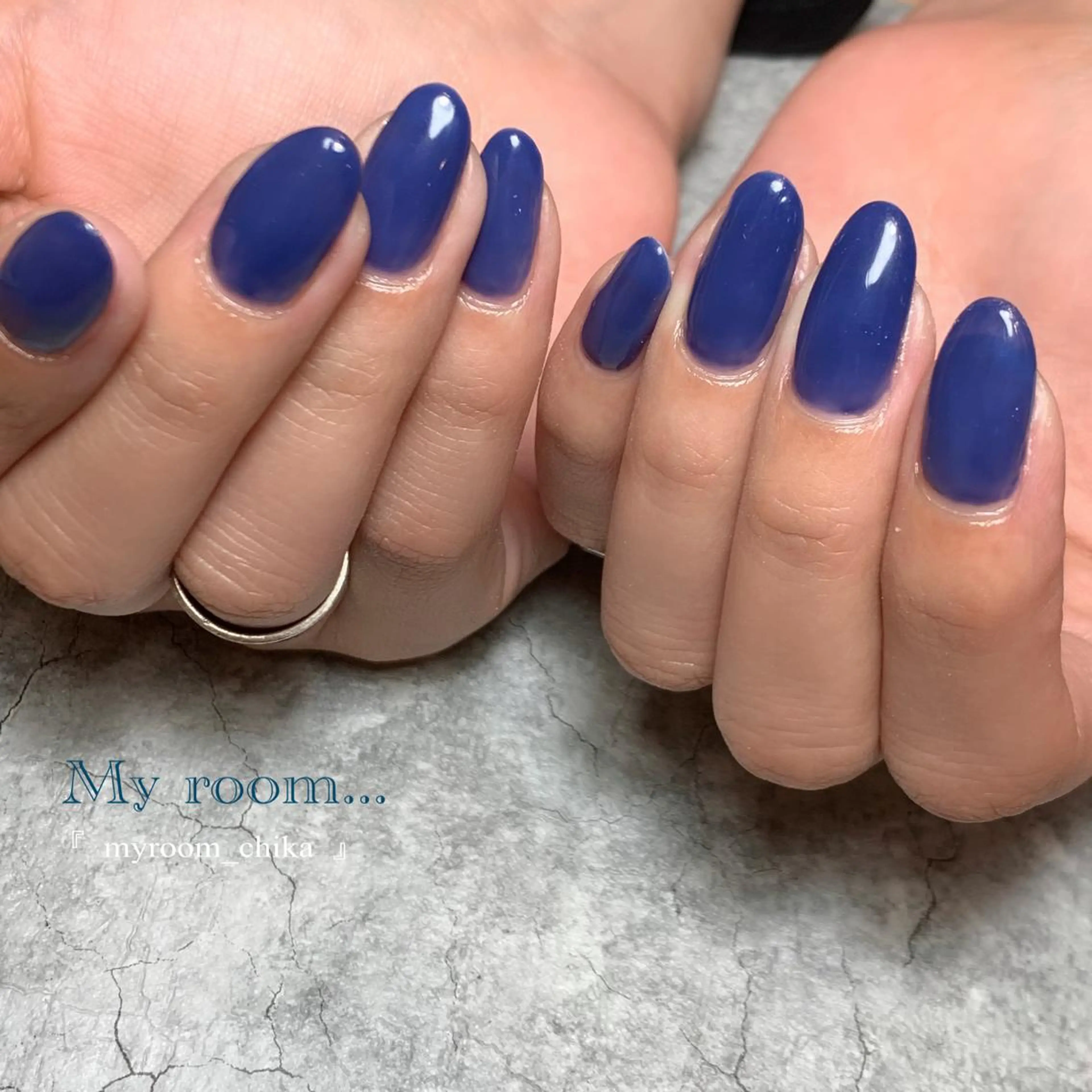 ネイル ブルー Amua.facial salon所属・Amua.ハーブ 新宿御苑駅前のエステ・リラクイメージ