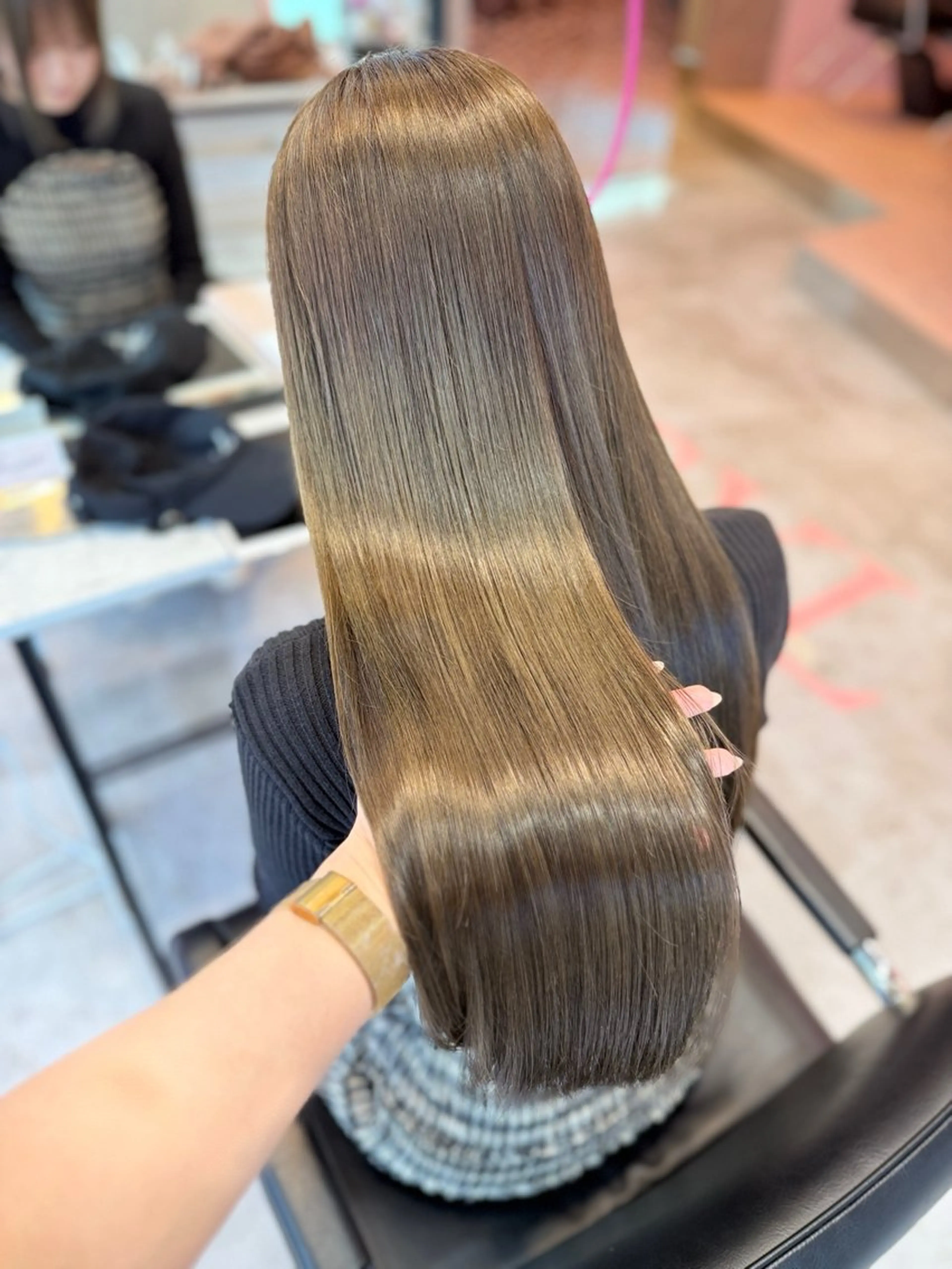ロング 上品うるツヤ韓国ヘア 🤍Hanaのヘアスタイル
