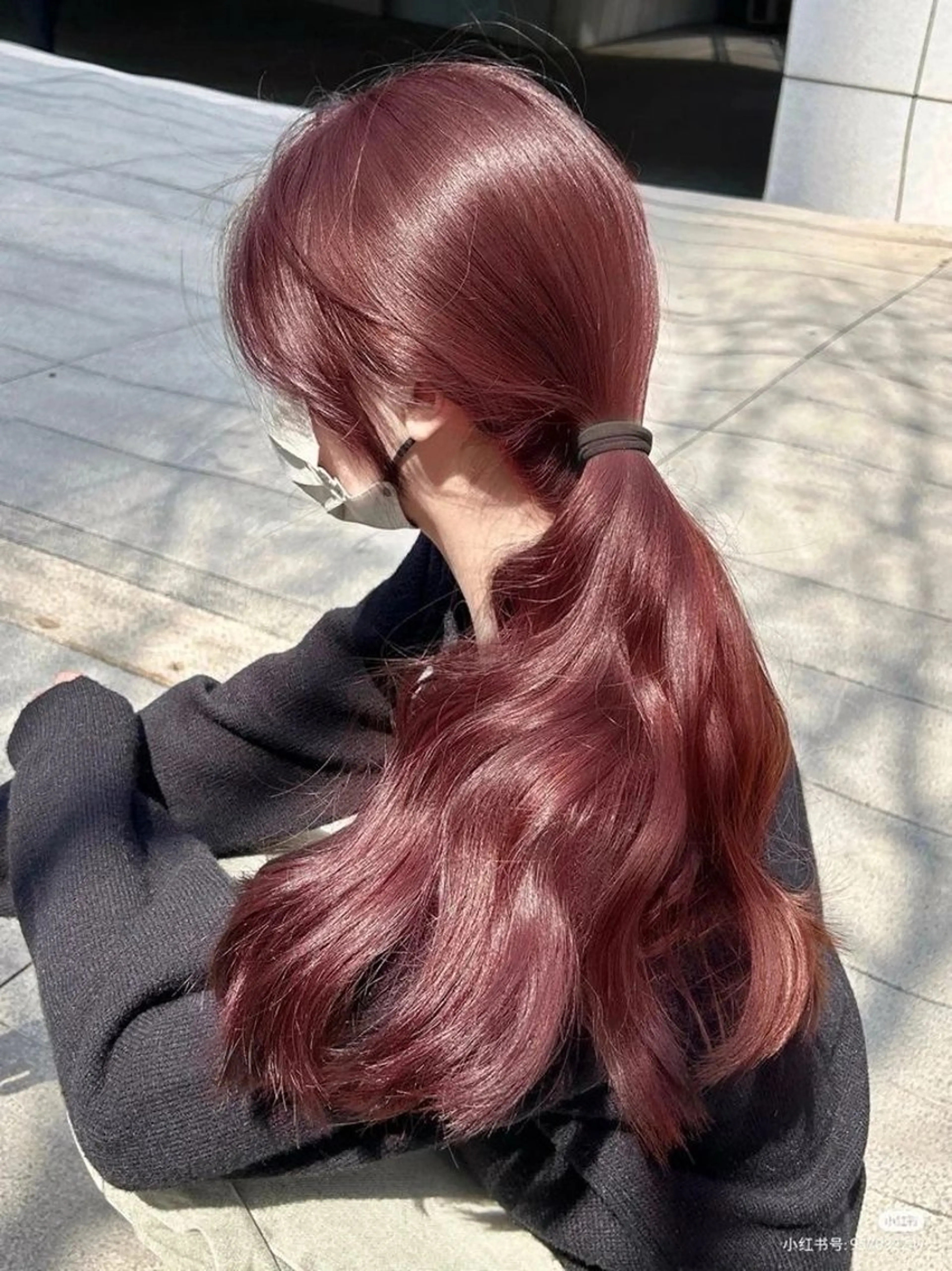 ロング カラー レッドカラー ヘアカラー AmiLi Azusaのヘアスタイル