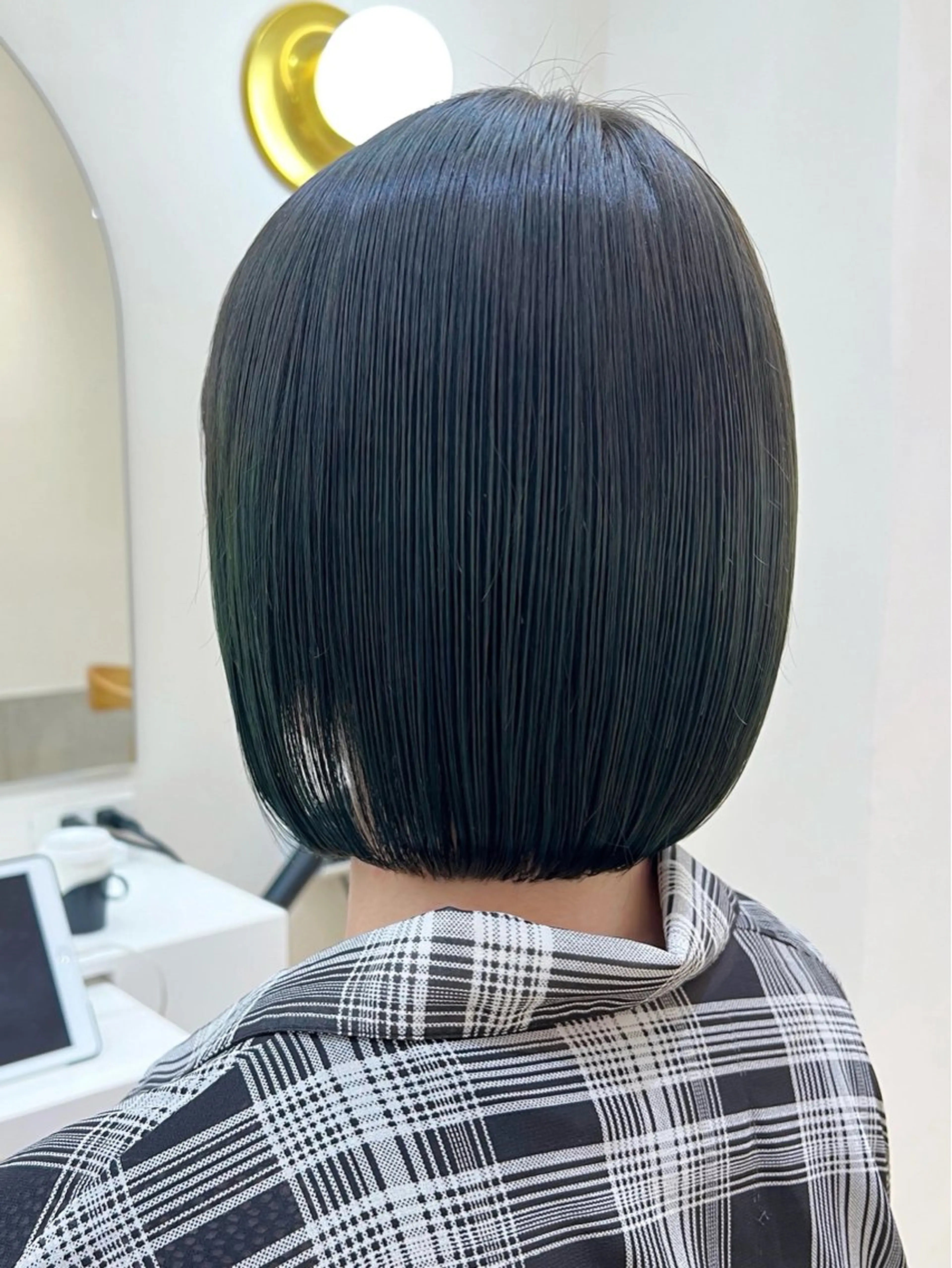 ショート Say.石川葵 ショートボブ前髪のヘアスタイル