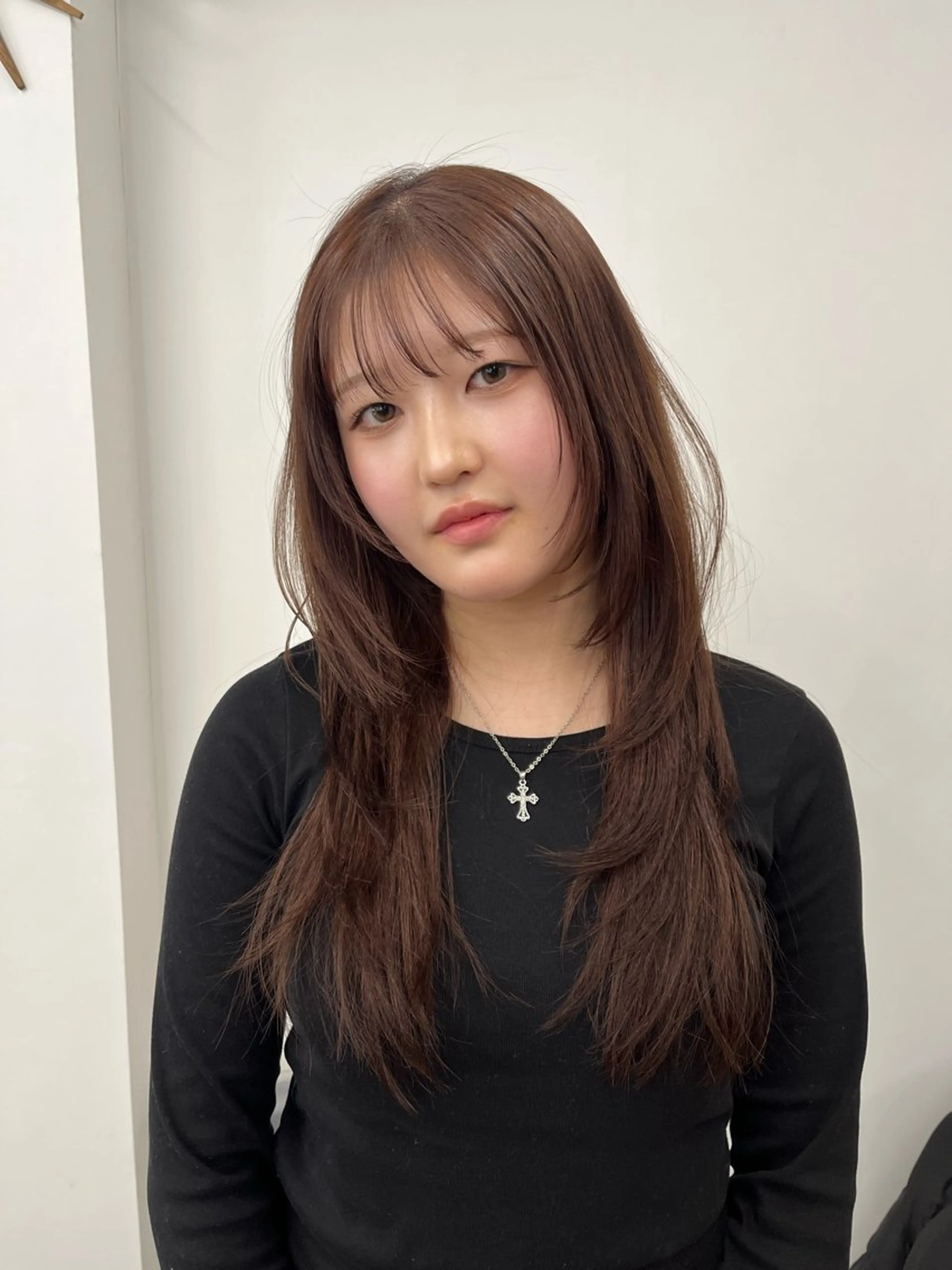 ロング レイヤーカット カット ヘアカラー No1韓国風レイヤー &カチモリ✨ /サキのヘアスタイル