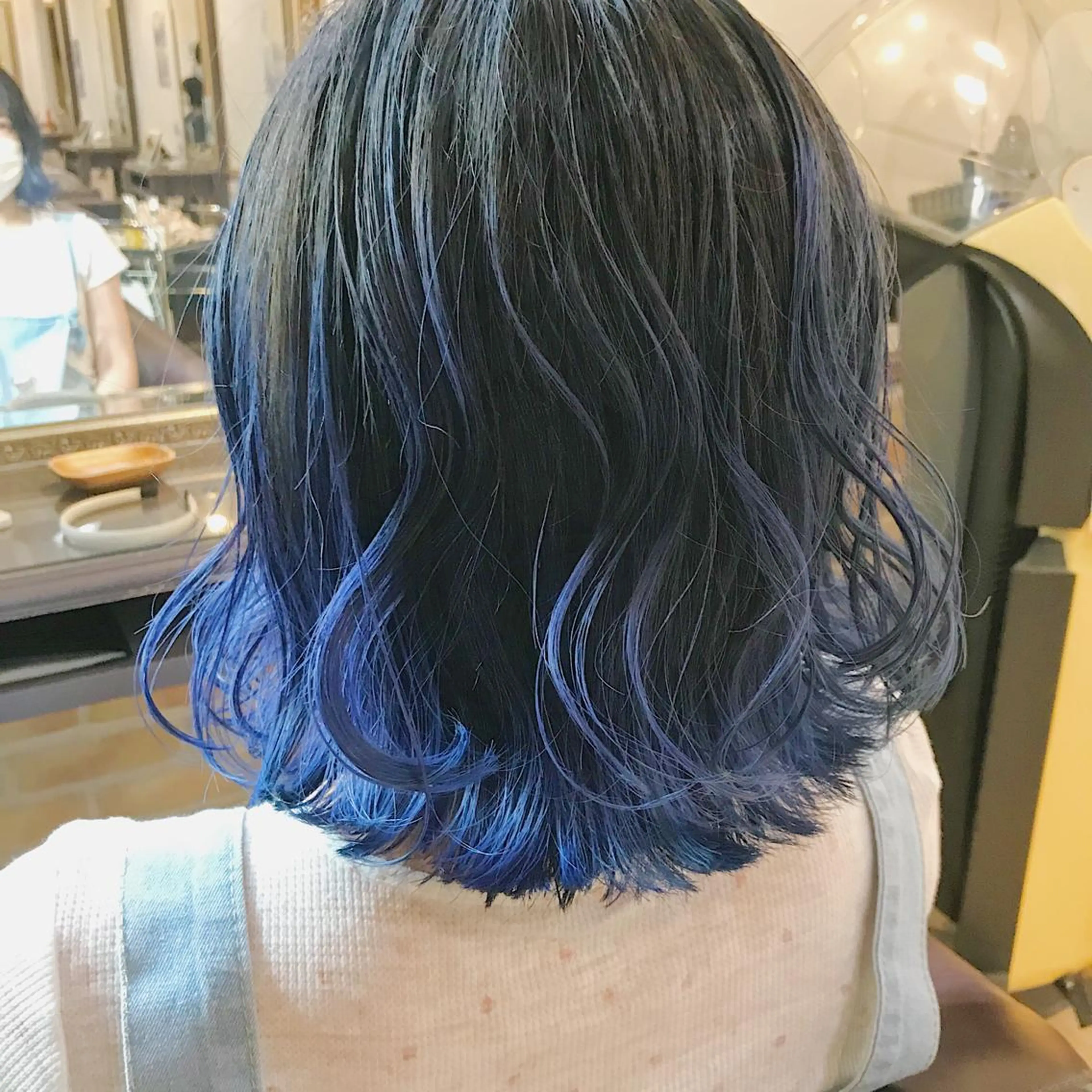 ミディアム カット ヘアカラー トリートメント 所渉/韓国レイヤー /ウルフカットのヘアスタイル