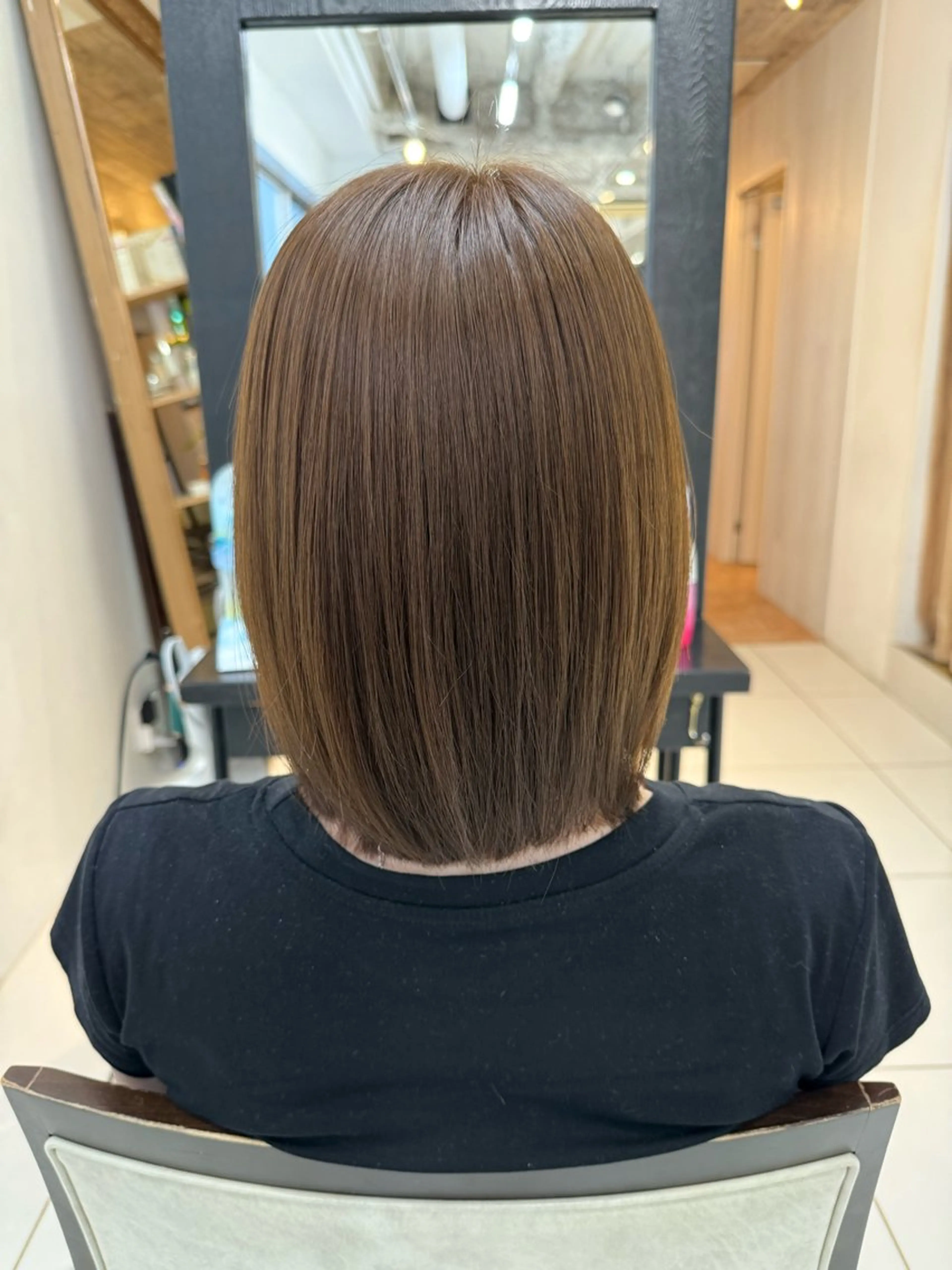 ミディアム たかしな けいなのヘアスタイル