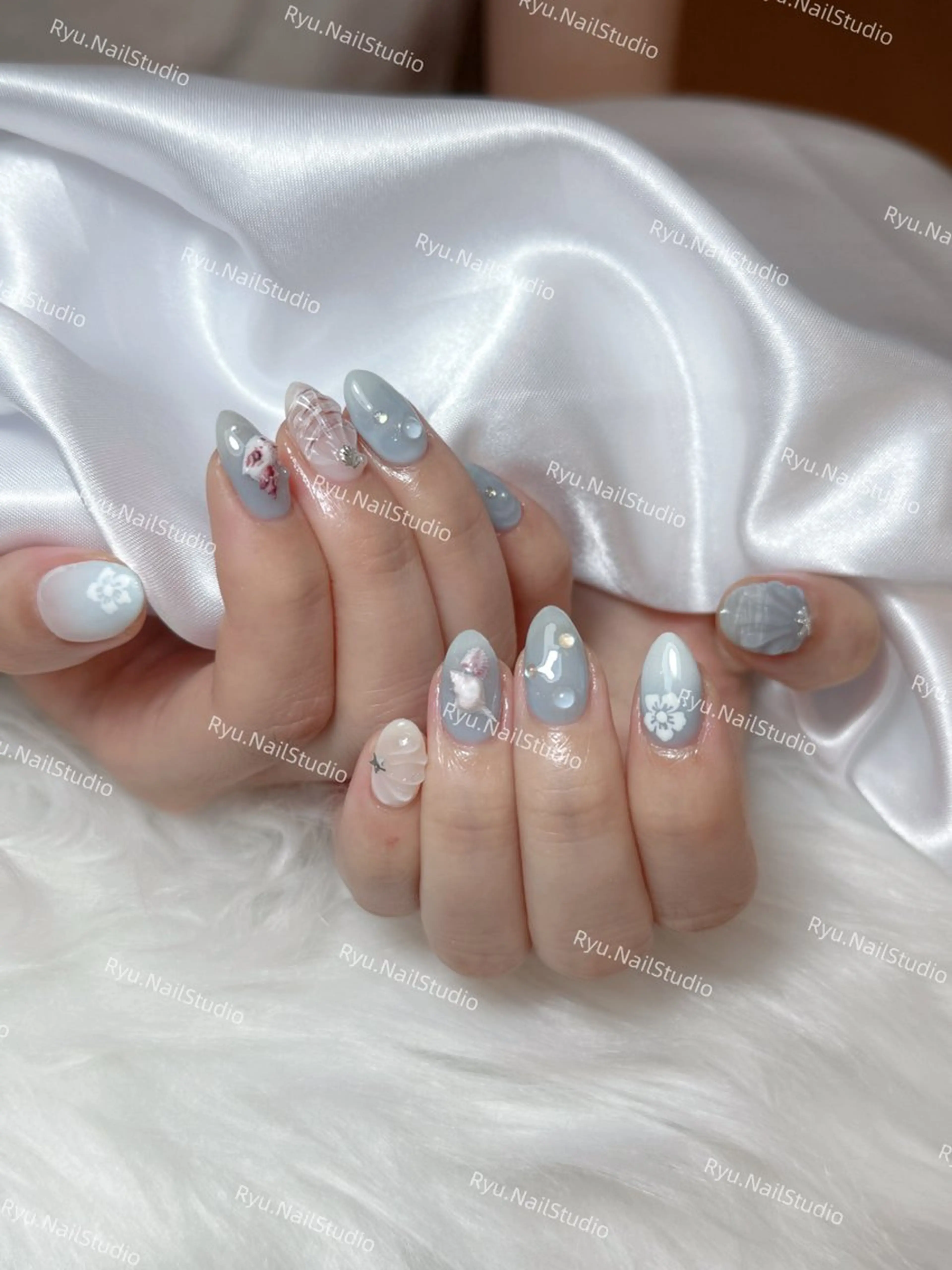 ネイル アートネイル ジェルネイル キラキラネイル ミラーネイル ニュアンスネイル ハンドネイル Ryu Nail Studio所属・Ryu Nail Studioのネイルデザイン