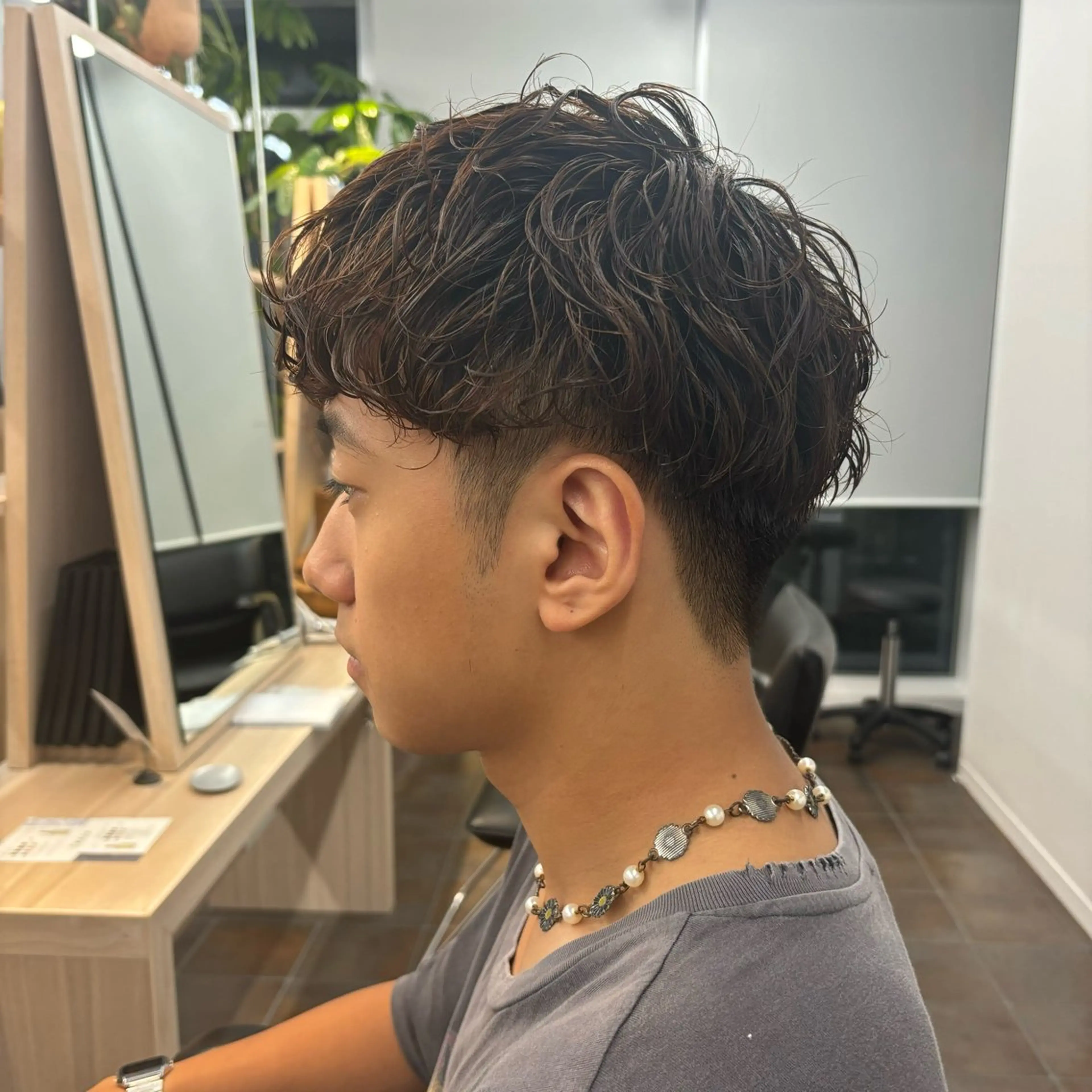 パーマ メンズ カット パーマ SALONDEJOE所属・かどた はるなのヘアスタイル