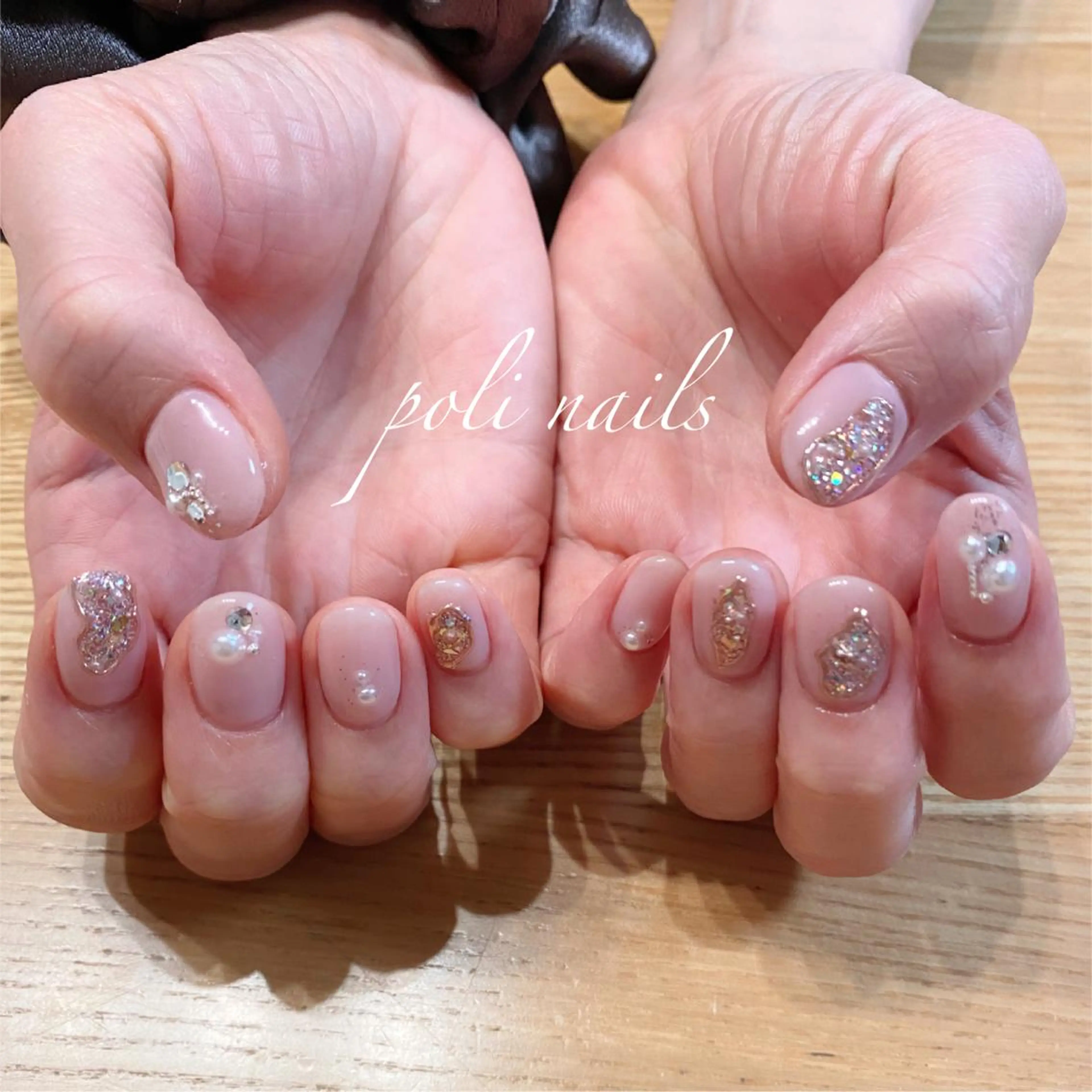ネイル ピンク ハンドネイル poli nailsのネイルデザイン