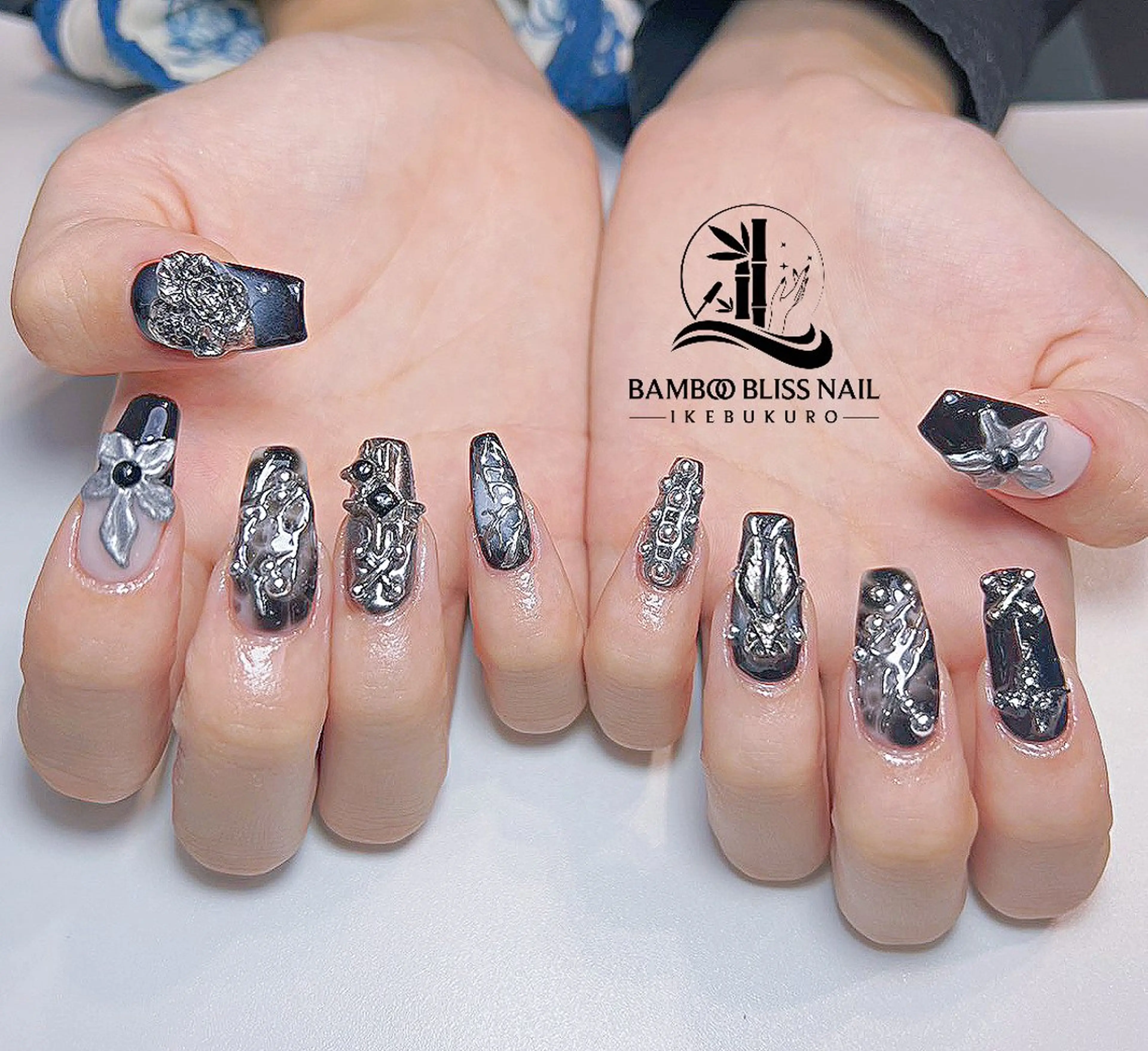 ネイル フットネイル フレンチネイル グラデーション キラキラネイル 韓国ネイル Rena Bambooのネイルデザイン