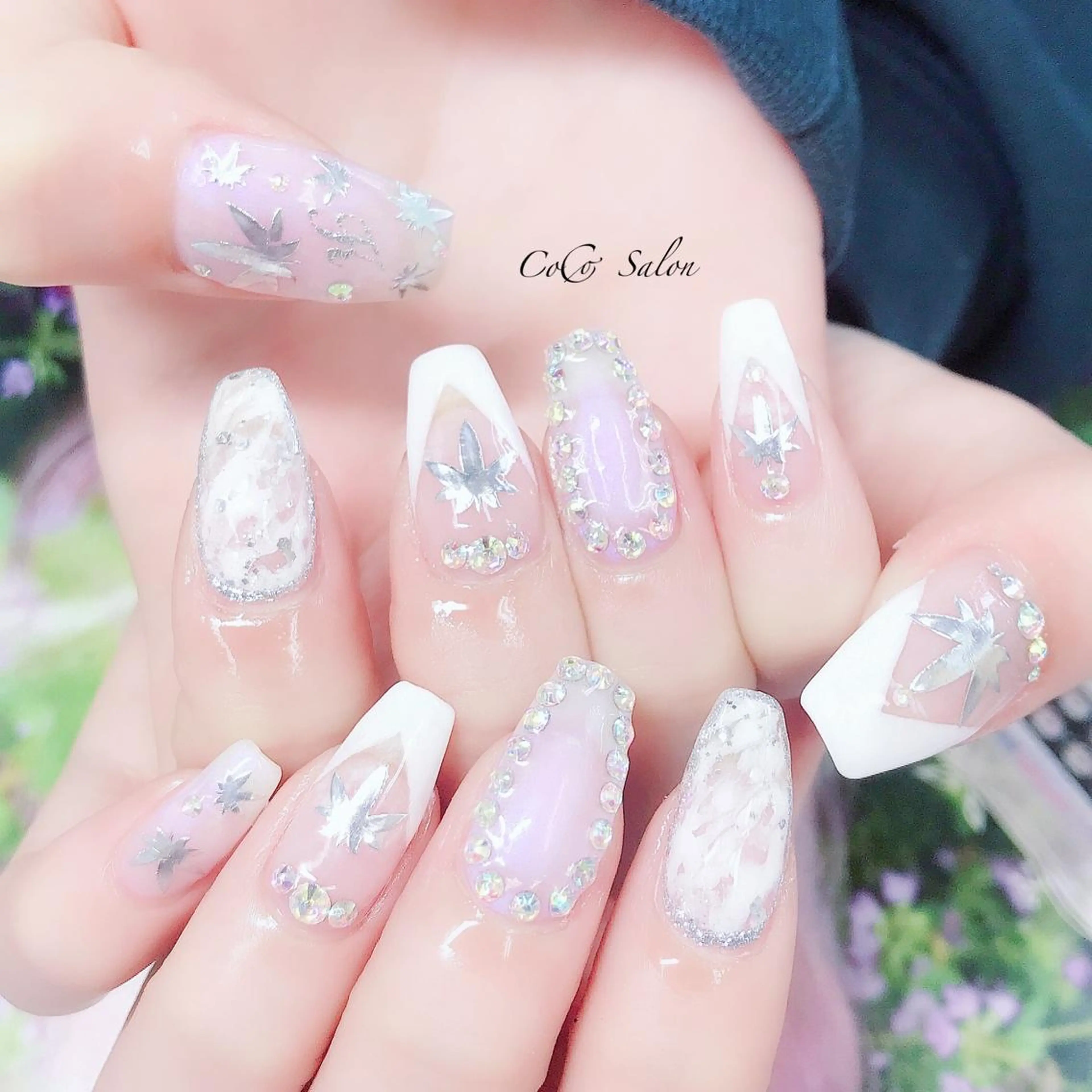 ネイル オーロラネイル フレンチネイル ハンドネイル CoCoSalon ネイル/まつ毛予約のネイルデザイン