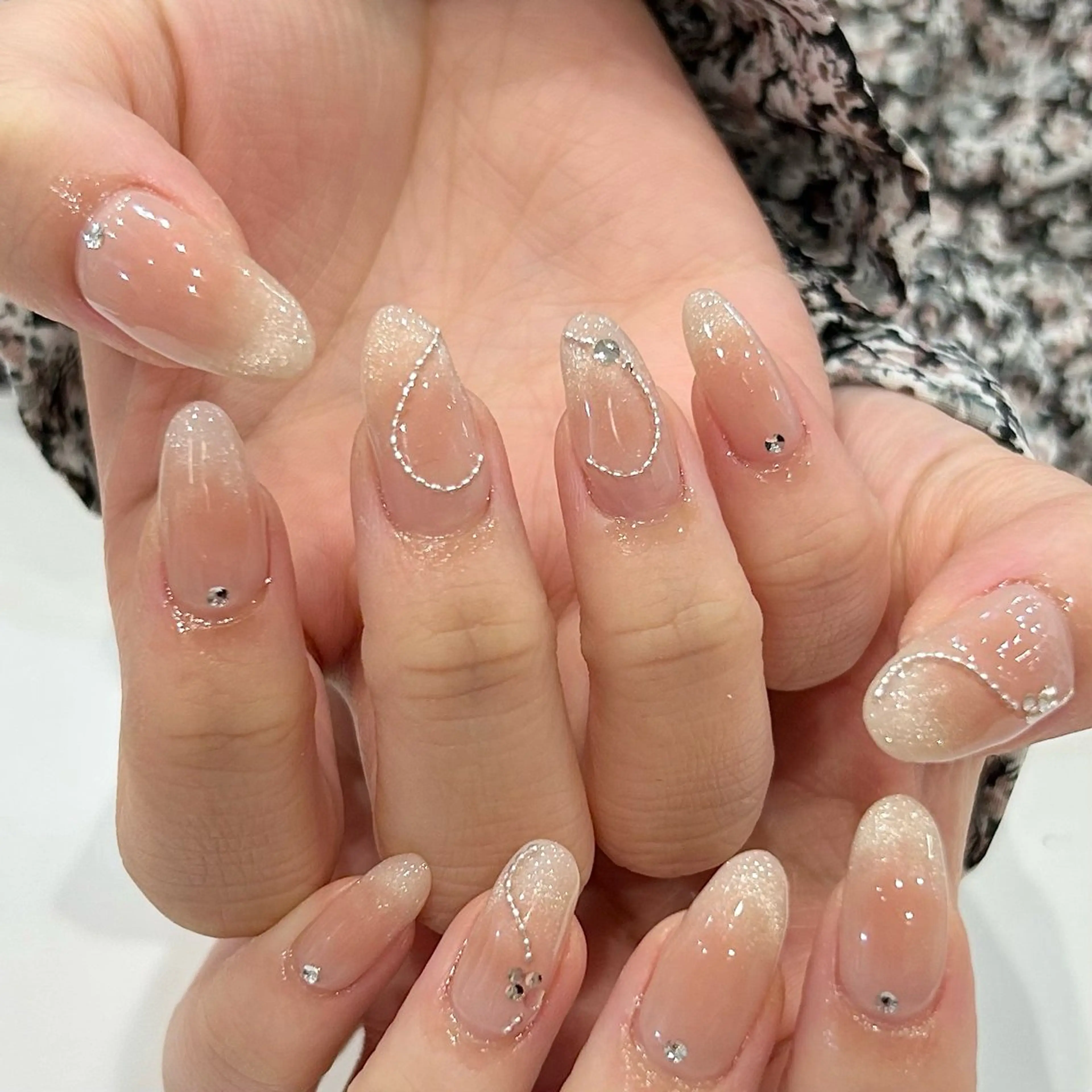 ネイル チークネイル ハンドネイル nail ♡" Riri韓国ガーリーのネイルデザイン