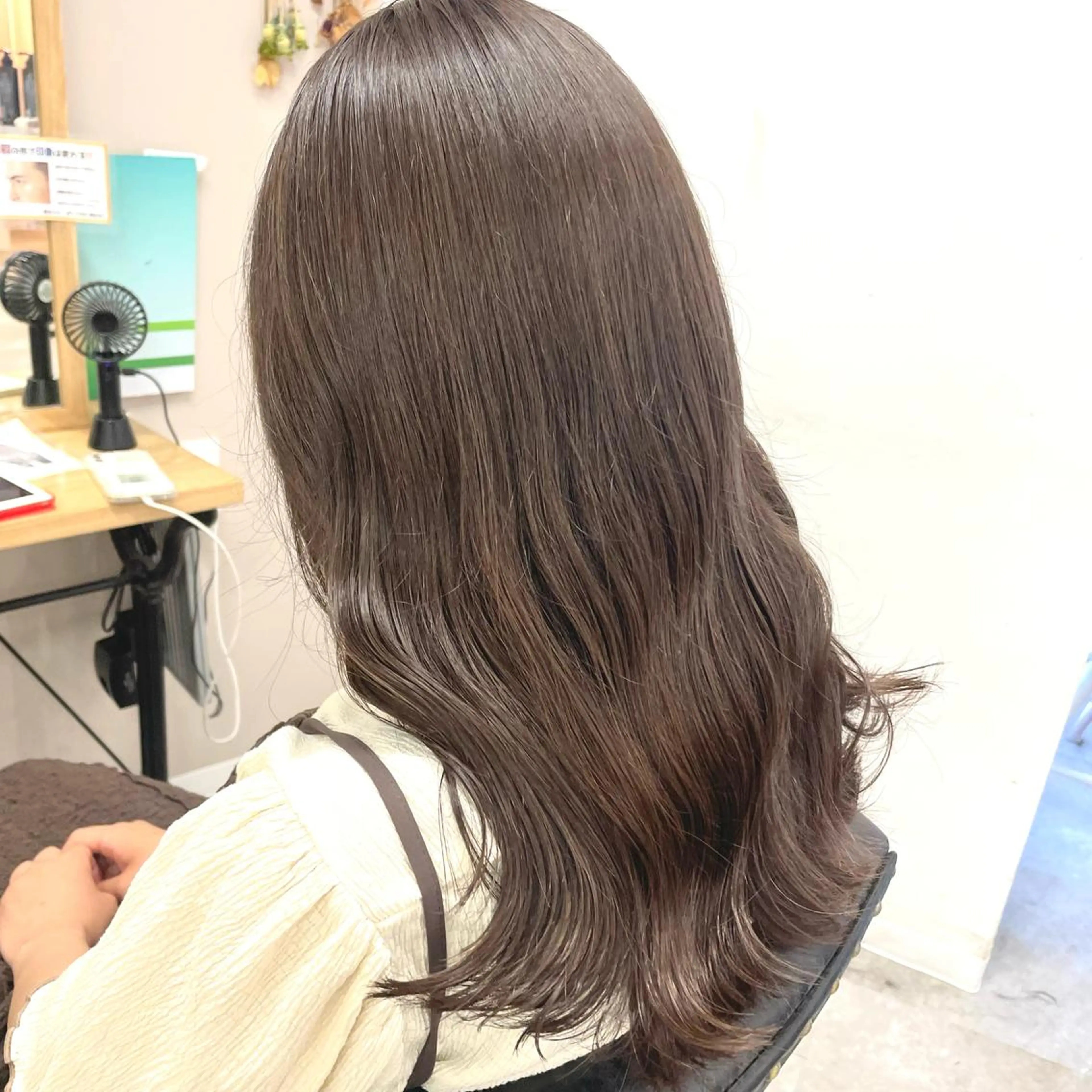 ミディアム カラー 🔵暗髪　特化🔵 梅田・増田のヘアスタイル