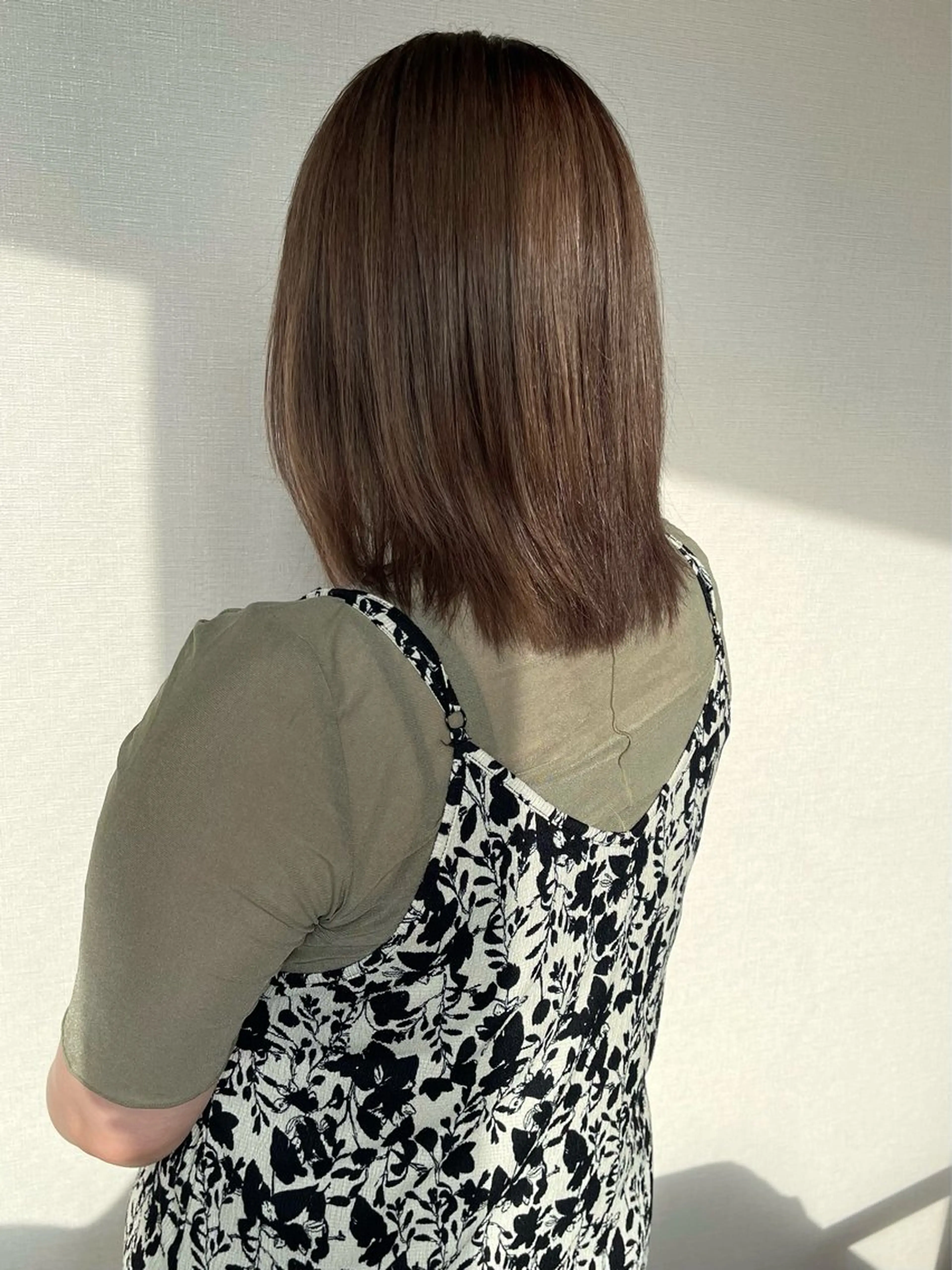 ミディアム カラー カット ヘアカラー トリートメント 髪質改善ｶﾗｰ ｹｱﾌﾞﾘｰﾁ/ﾀﾑのヘアスタイル