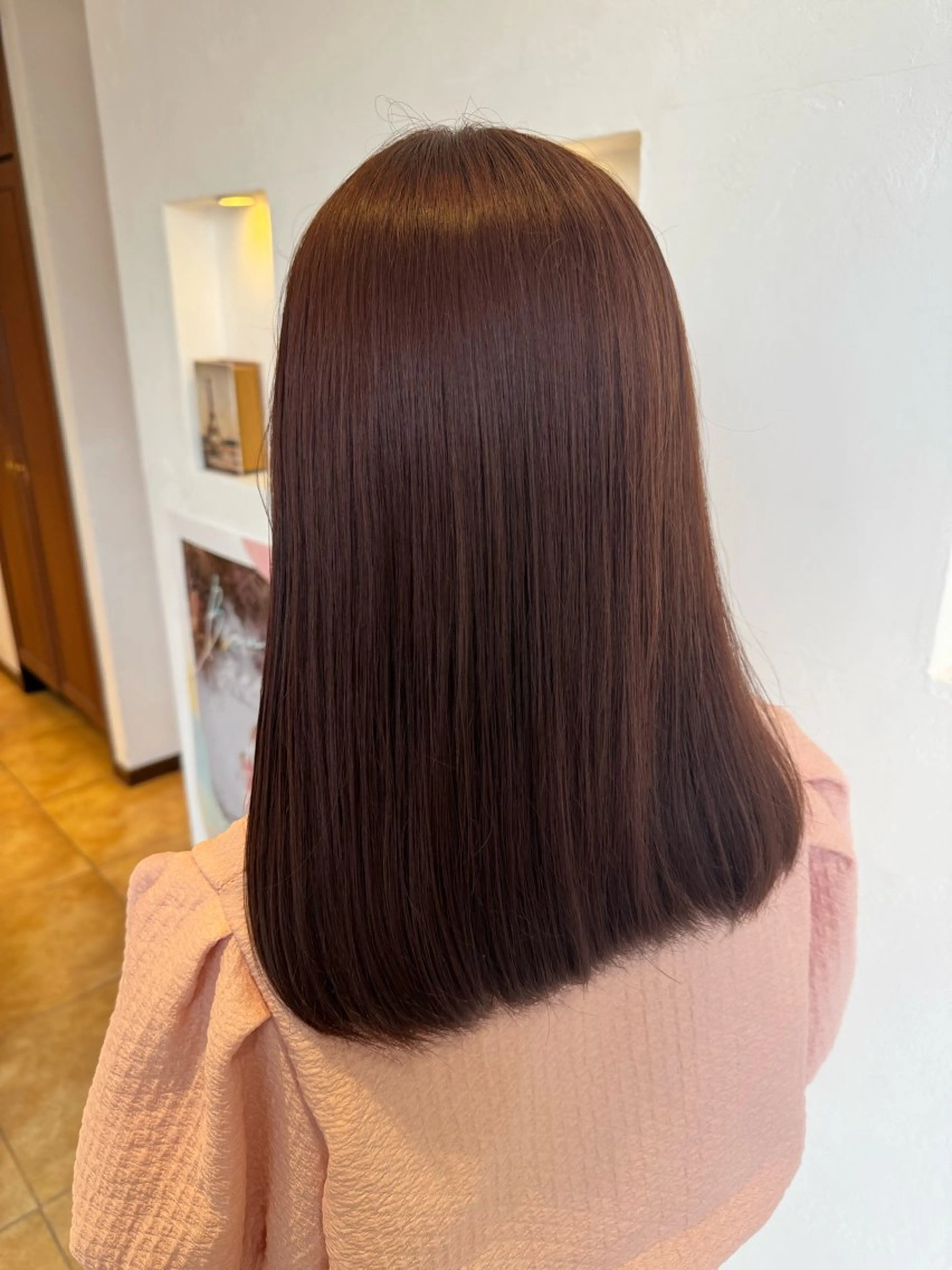 セミロング カラー 黒髪 ブラウンカラー ピンクカラー ピンクブラウン カット ヘアカラー ブランシェ神領店 稲垣 葵のヘアスタイル