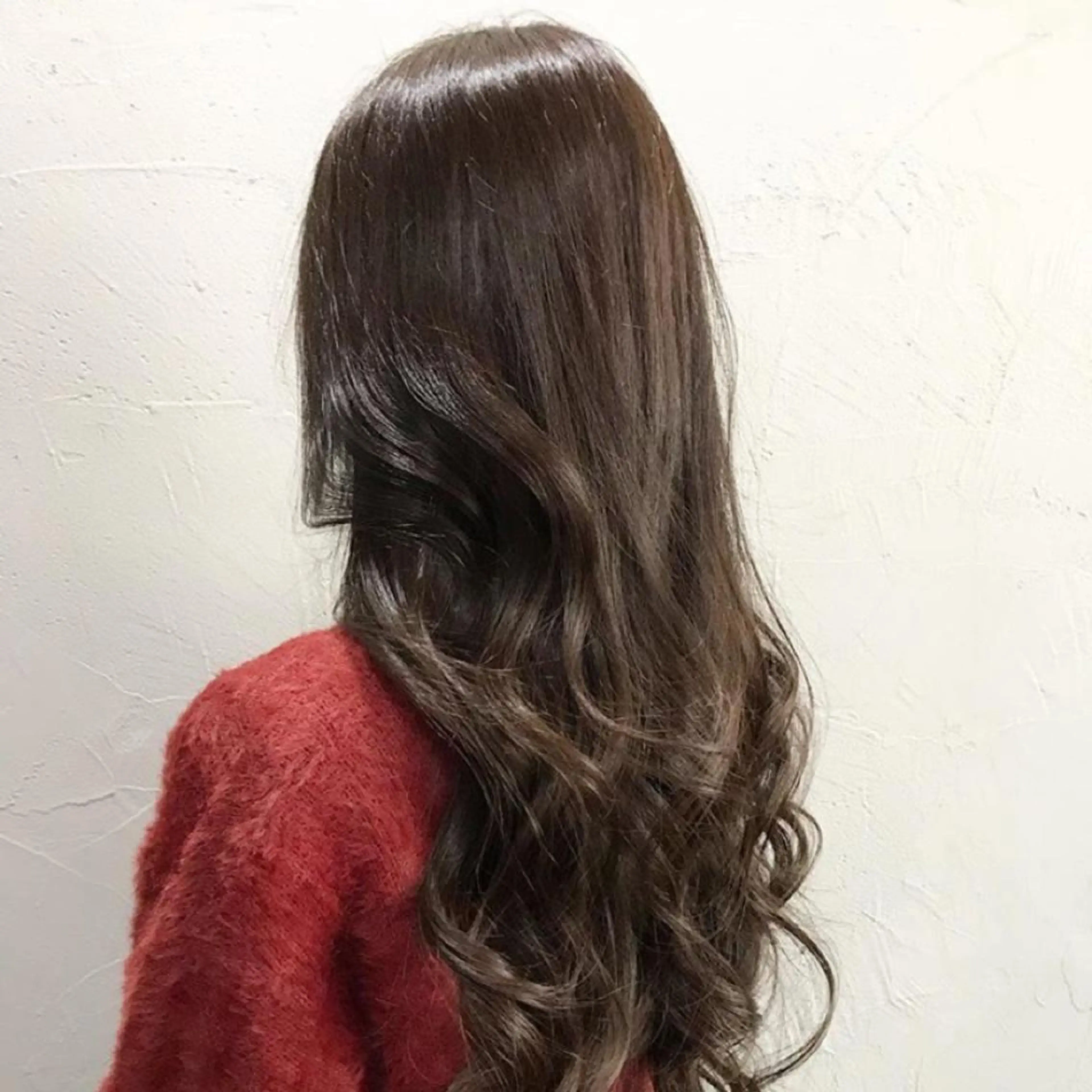 カラー 高木 藍のヘアスタイル