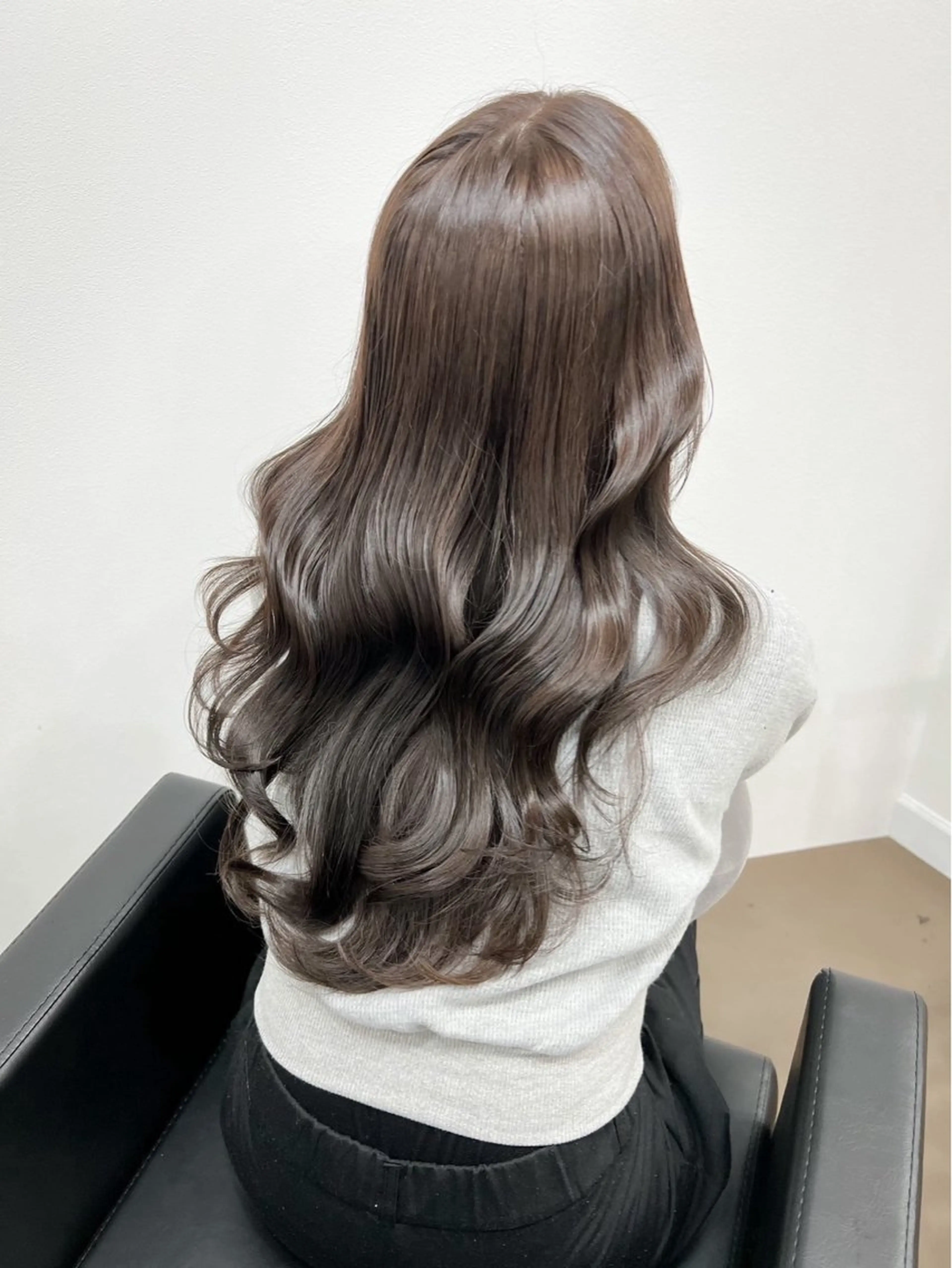 ロング カラー カット ヘアカラー トリートメント ioe元町 yukaのヘアスタイル