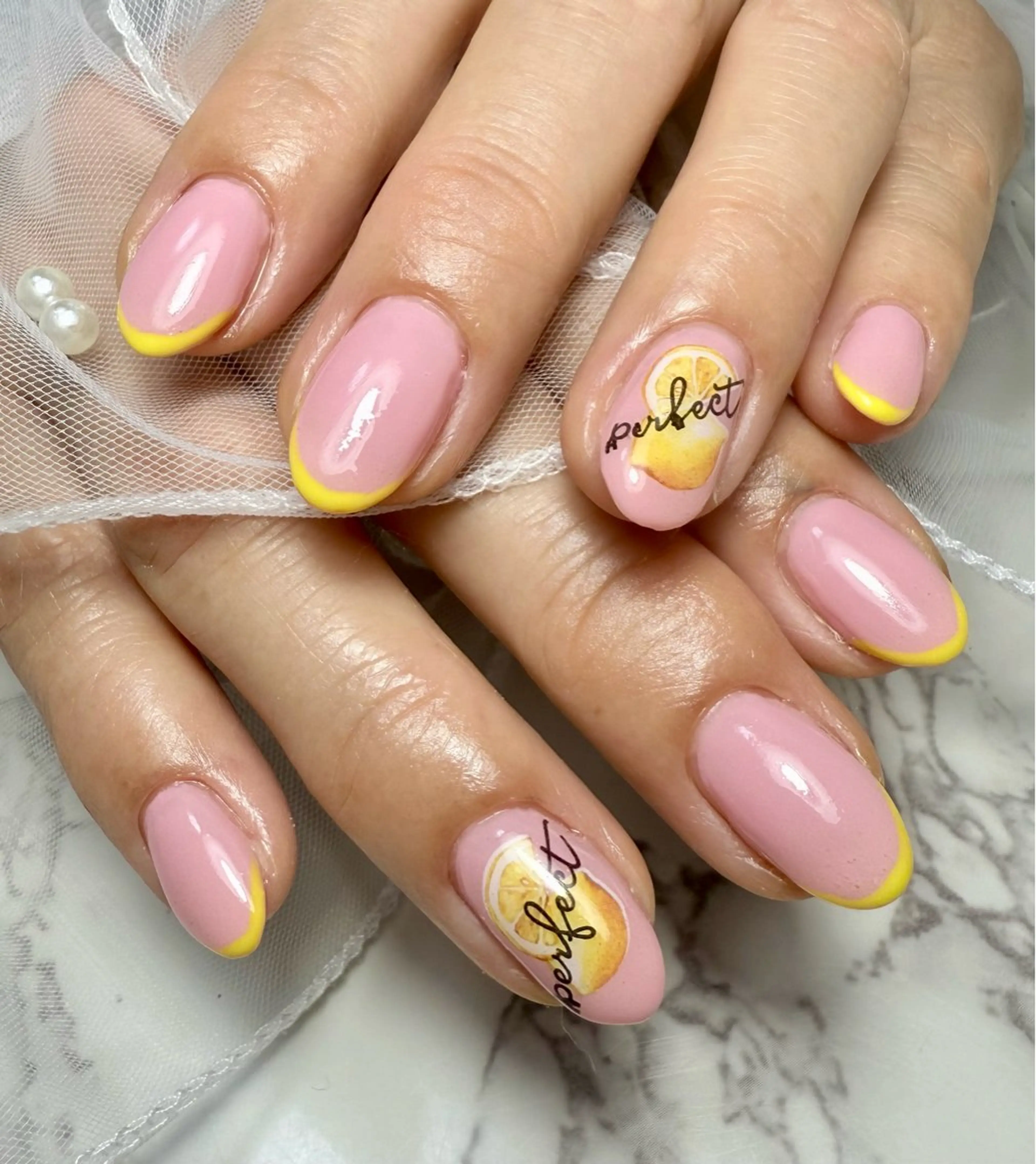 ネイル アートネイル チークネイル 氷ネイル・うるうるネイル キラキラネイル ミラーネイル M.N_ nailのネイルデザイン