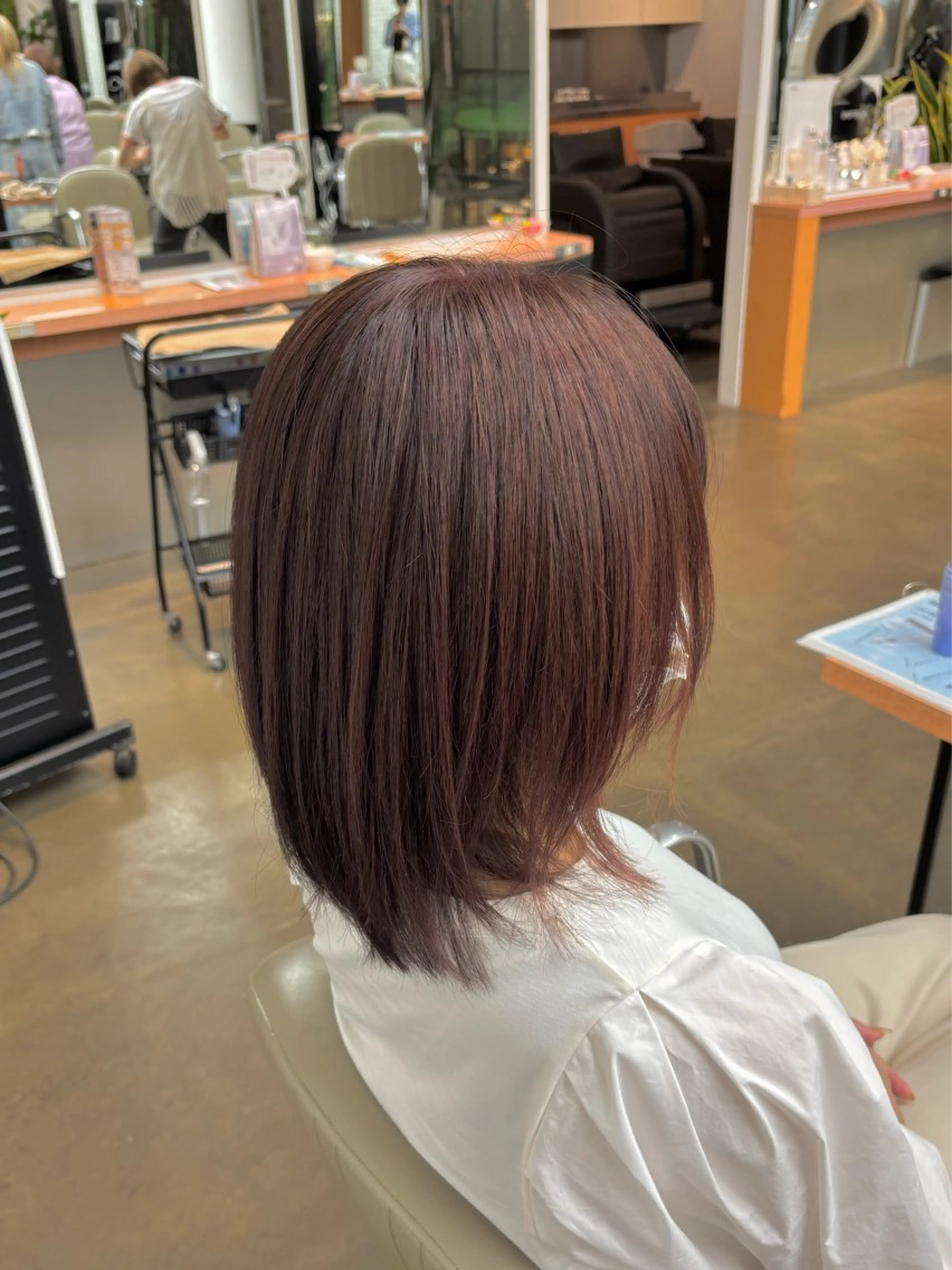 ミディアム ヘアカラー 毛利 拓夢のヘアスタイル