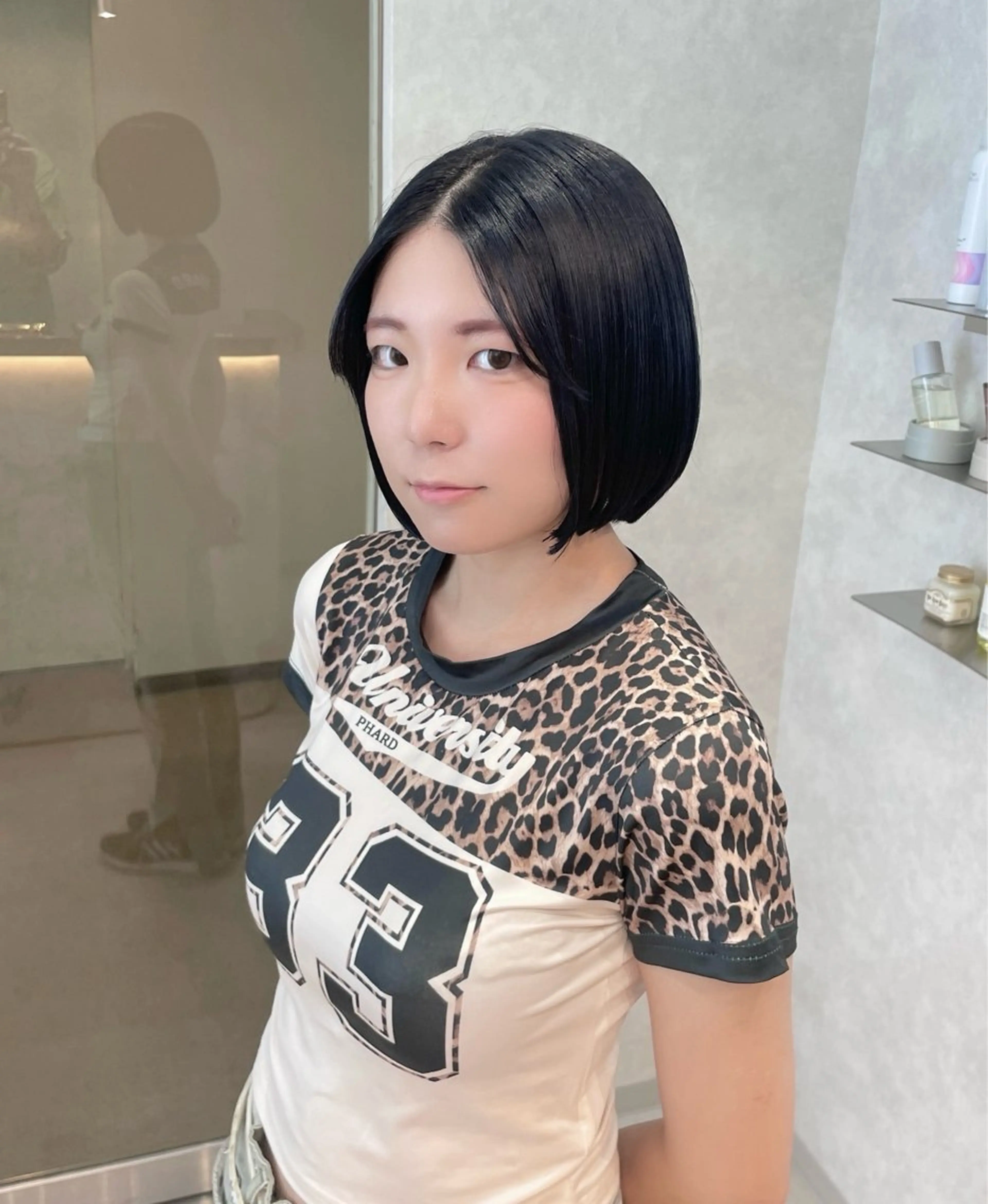 ショート カット ヘアカラー 艶髪ストレート 縮毛矯正🍀本田拓也のヘアスタイル