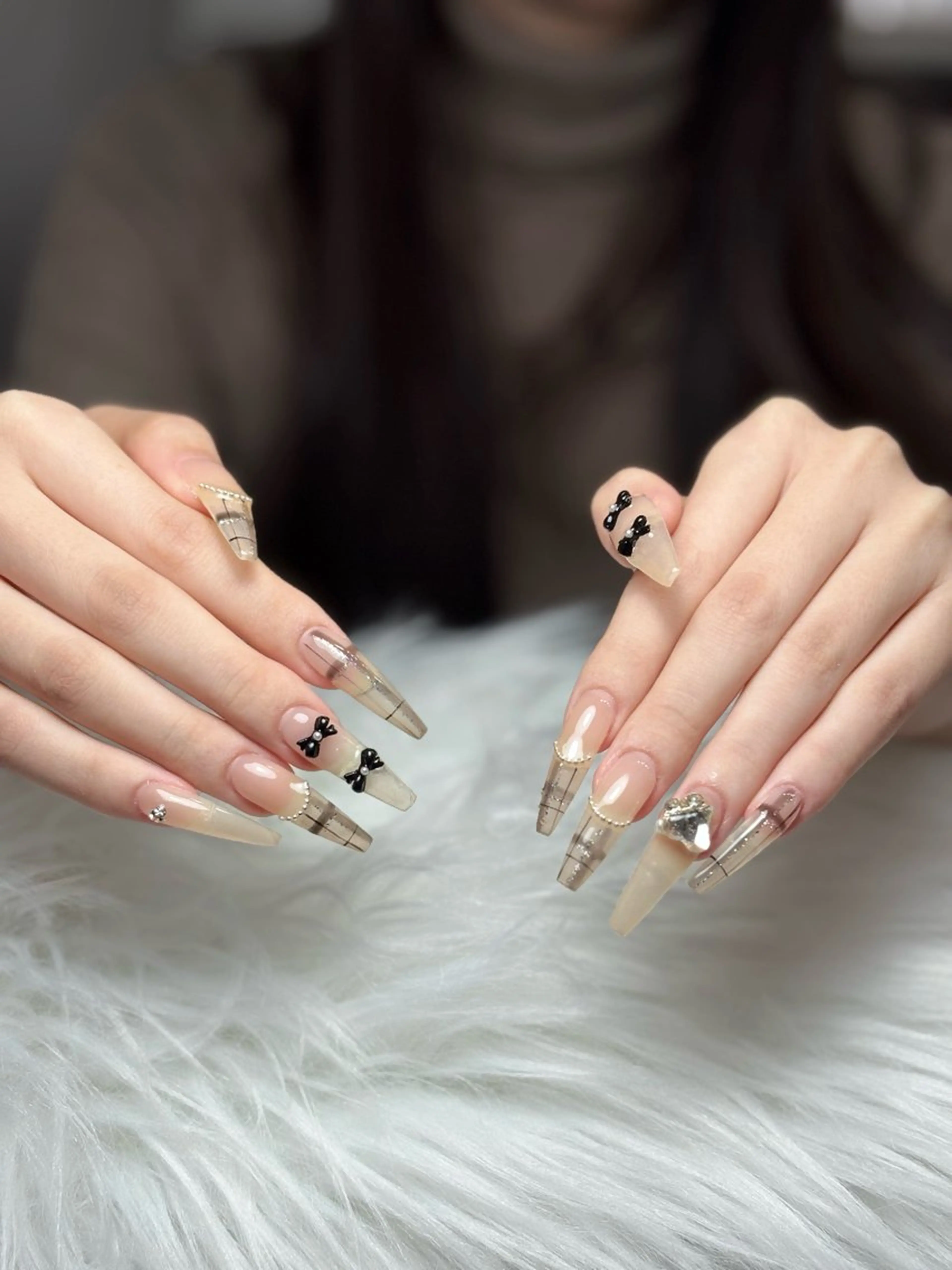 ネイル アートネイル 長さ出し ジェルネイル マグネットネイル ニュアンスネイル なな_ CloudyChanのネイルデザイン