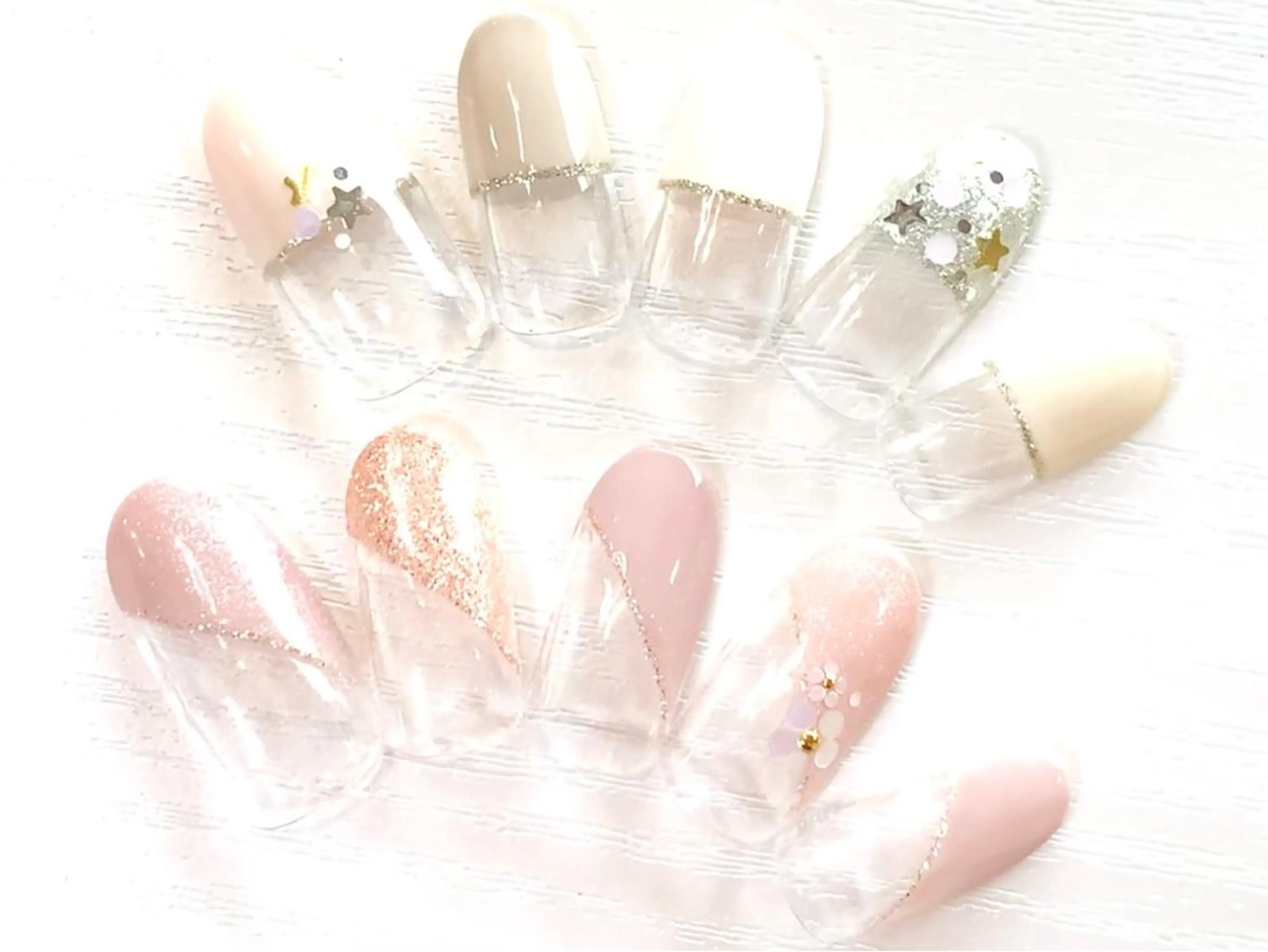 ネイル @.Freestyle 【フリースタイル】所属・根本 奈美のネイルデザイン