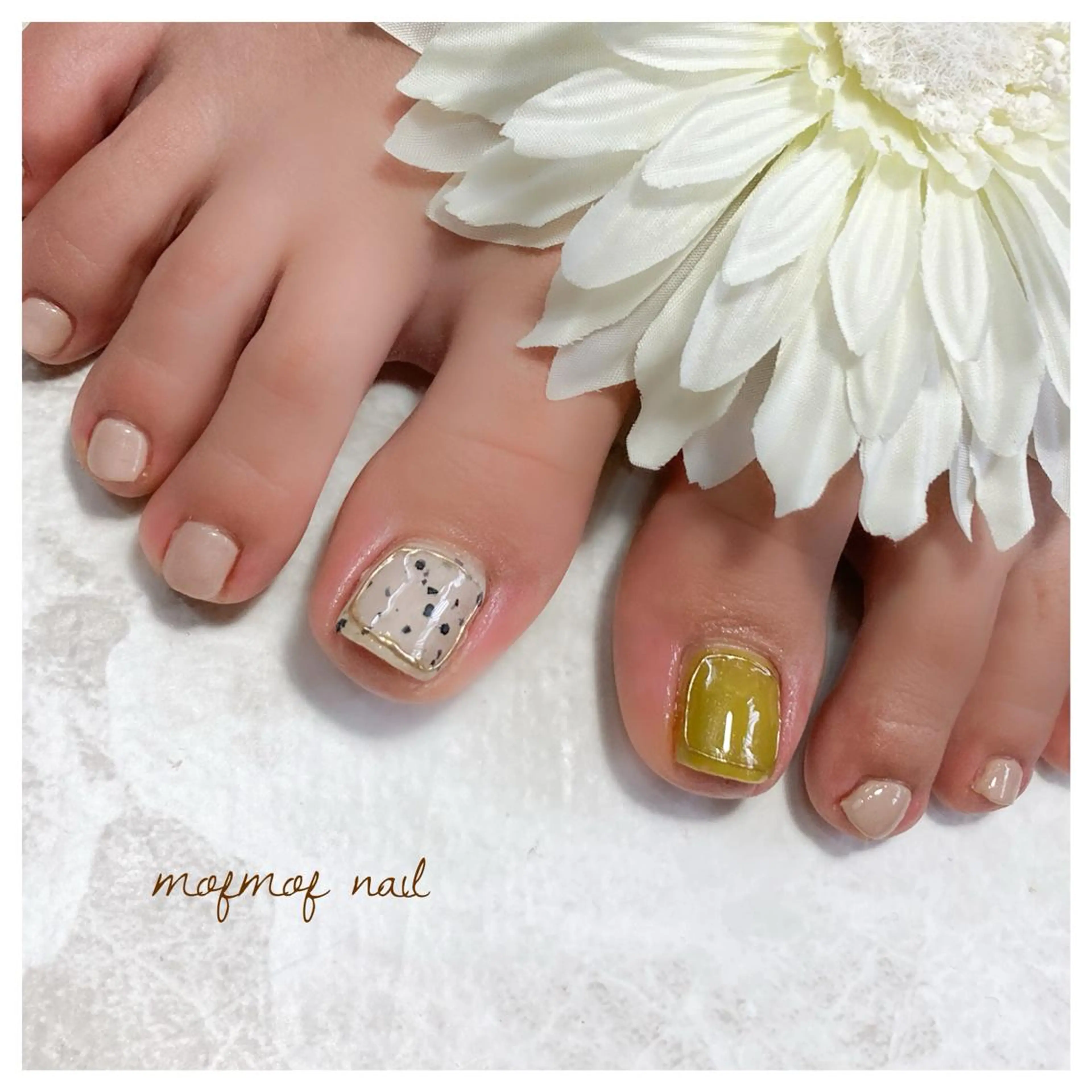 ネイル ニュアンスネイル mofmofnail 🌿shimizuのネイルデザイン