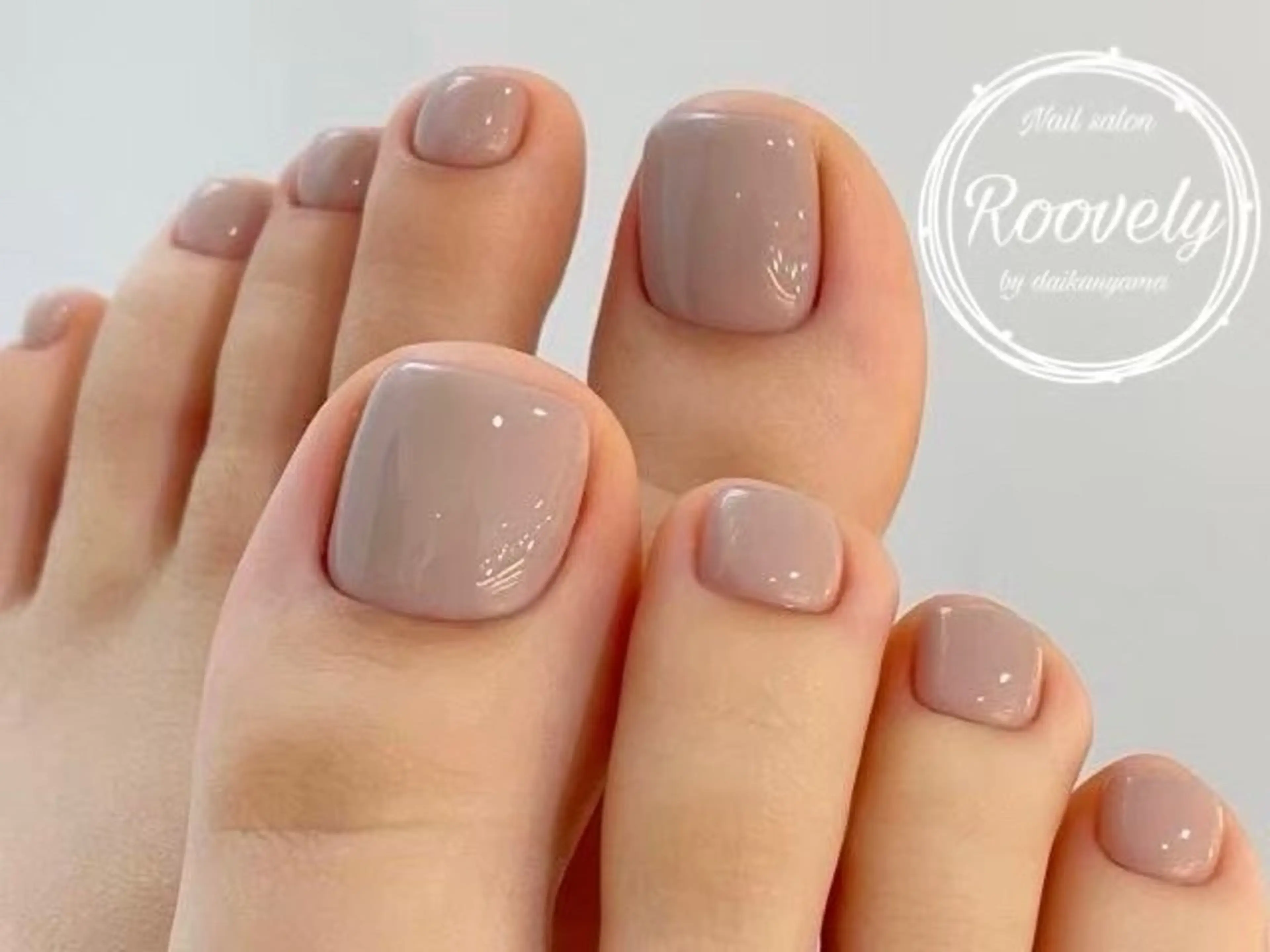 ネイル フットネイル Nail salon Roovely 代官山店【ネイルサロンルブリー】所属・roovely Rumi／ニュアンスのネイルデザイン
