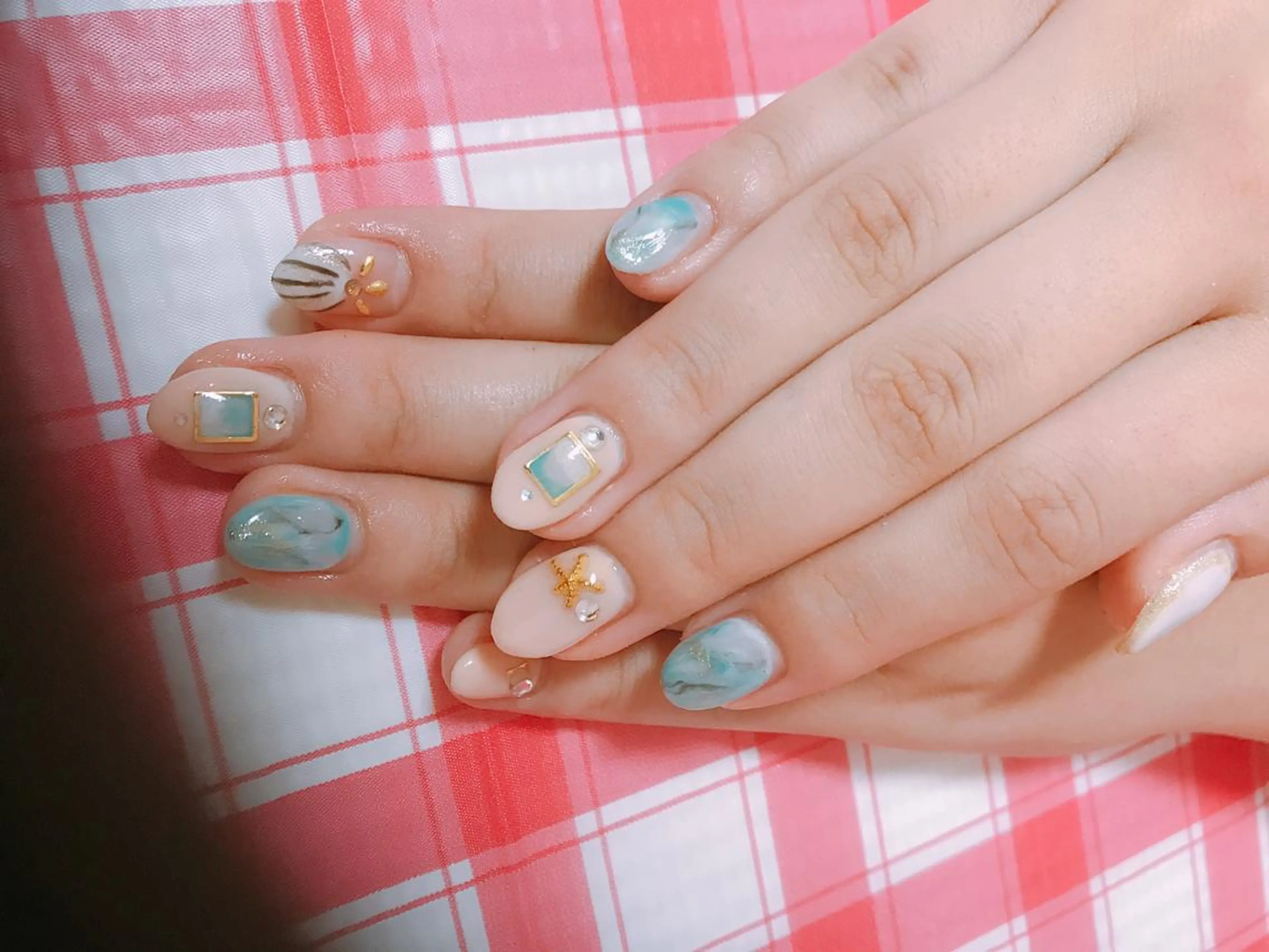 ネイル ハンドネイル 藤 あやのネイルデザイン