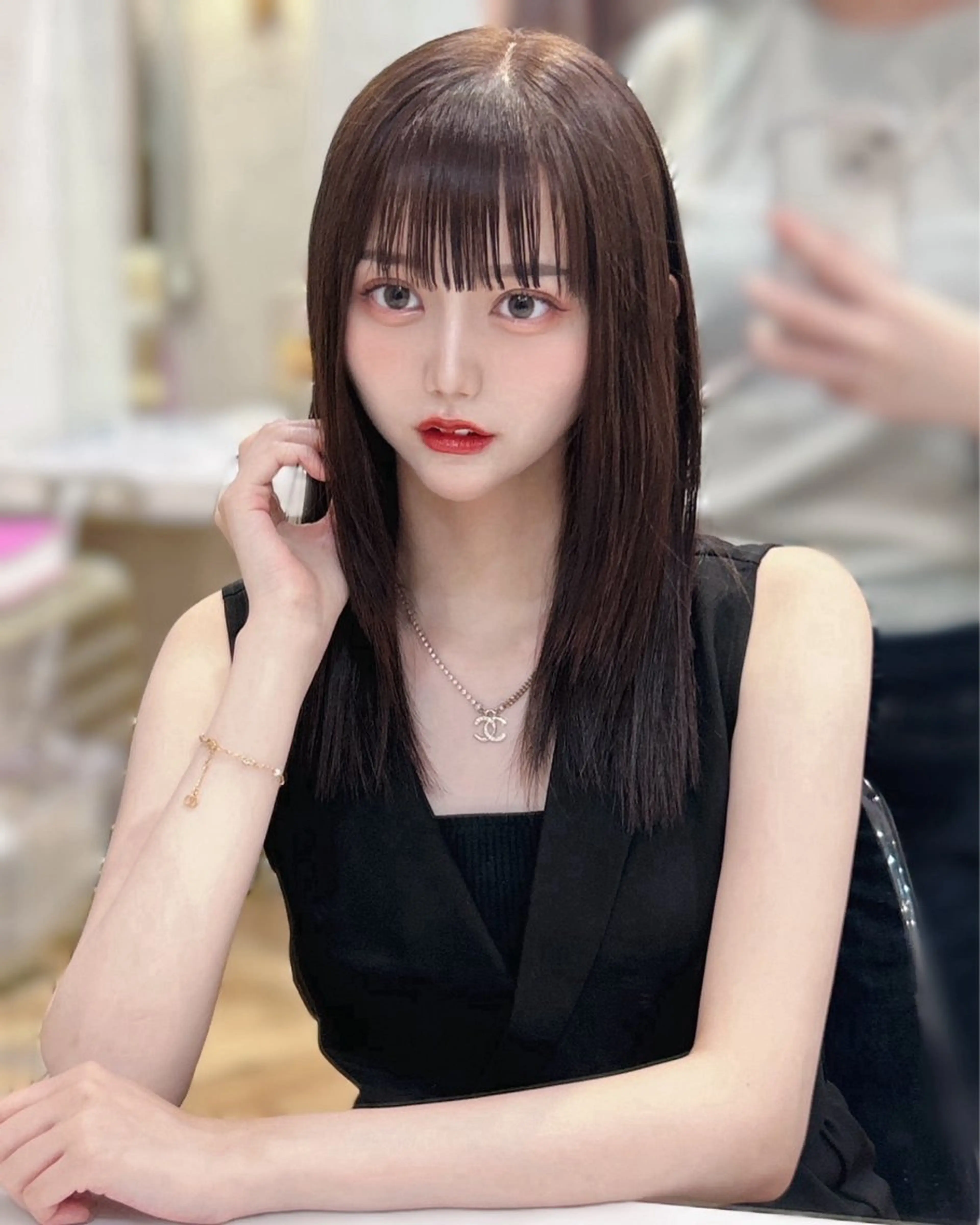 セミロング 上品♡韓国レイヤー ‎🤍のの‎🤍のヘアスタイル