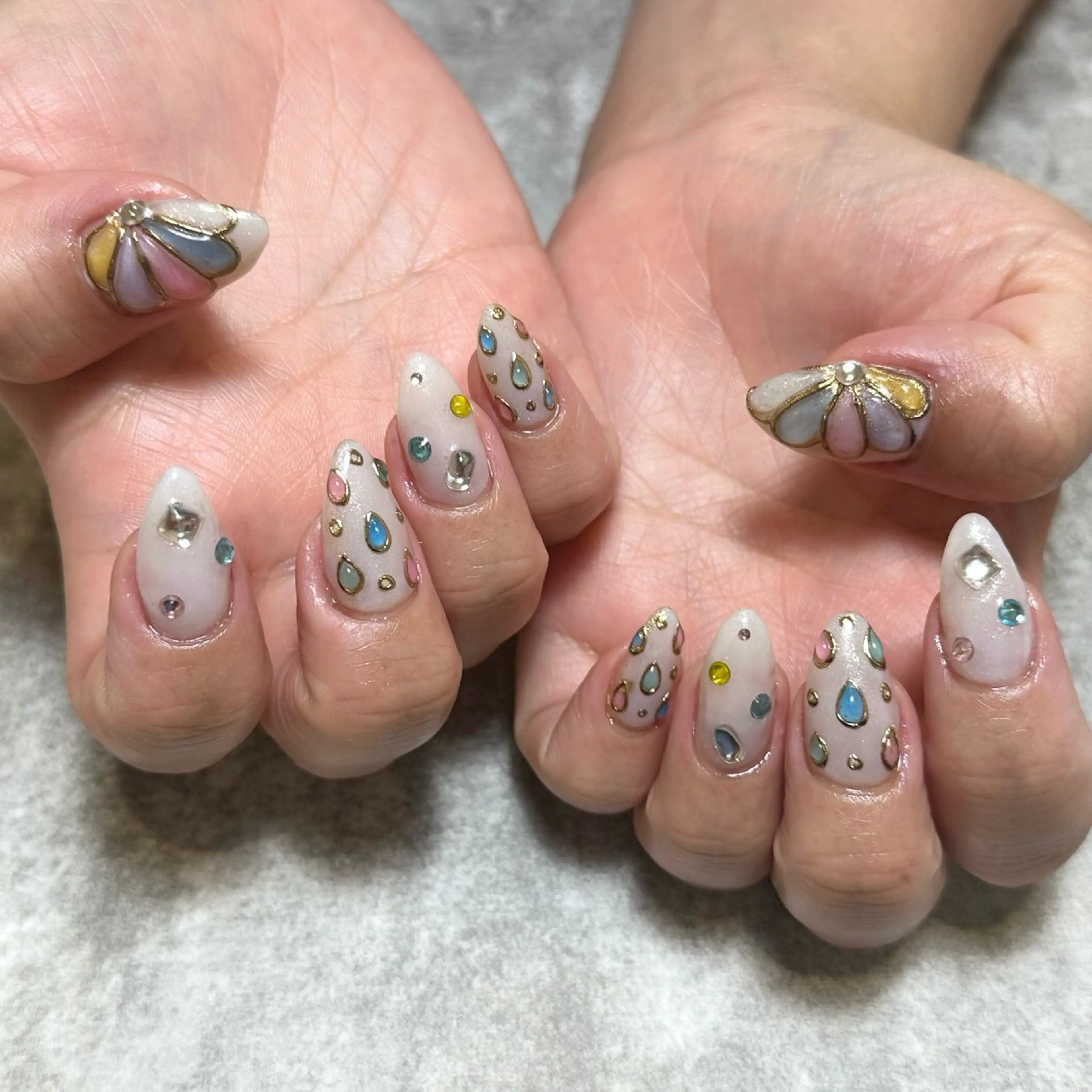 ネイル Sunny.Roa所属・Sunny.Roa fujiのネイルデザイン