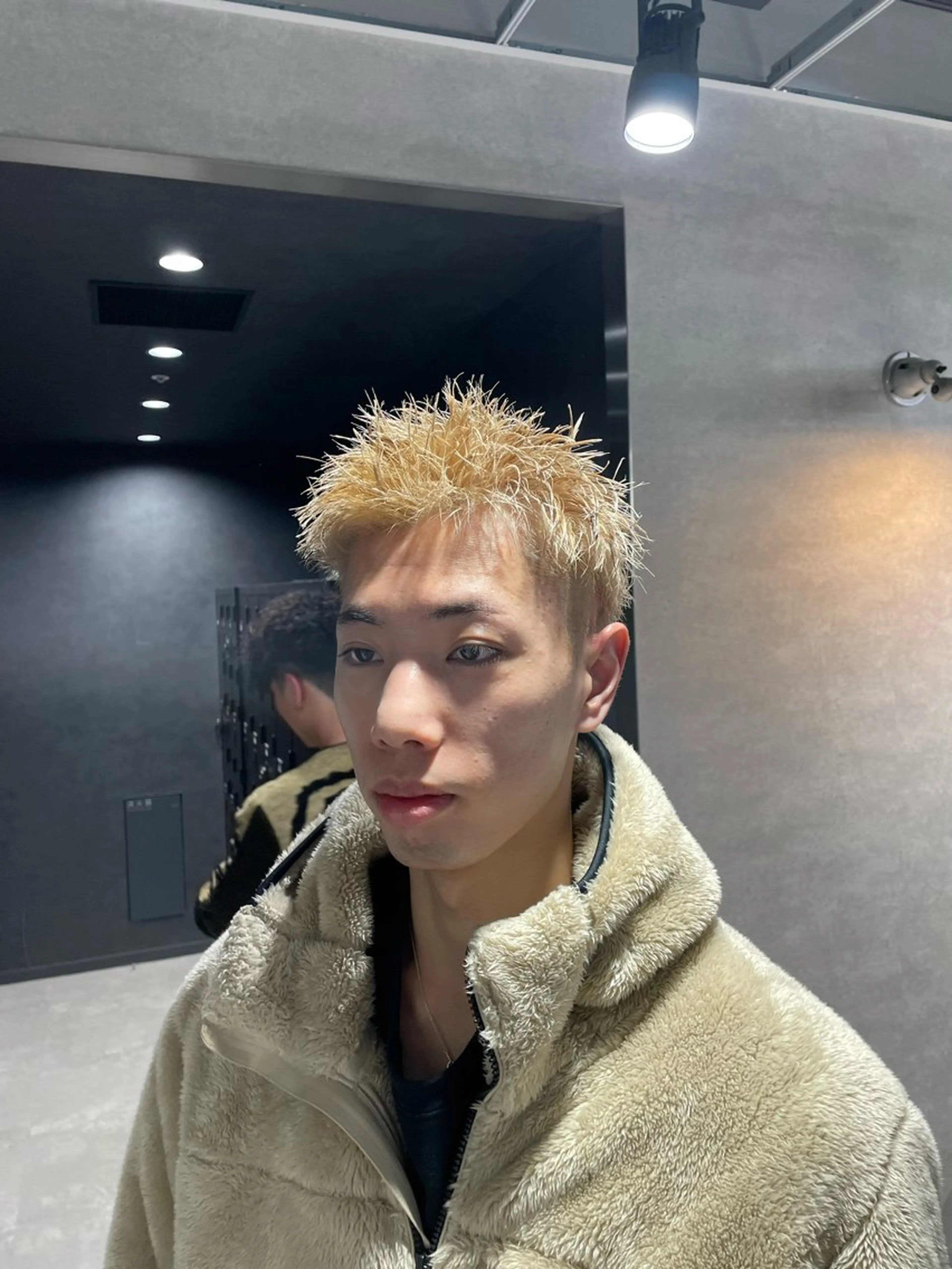 ショート カラー メンズ スパイキーショート ショートヘア カット ヘアカラー 垢抜けハイトーン☀/ 笑顔の美容師/しゅんのヘアスタイル