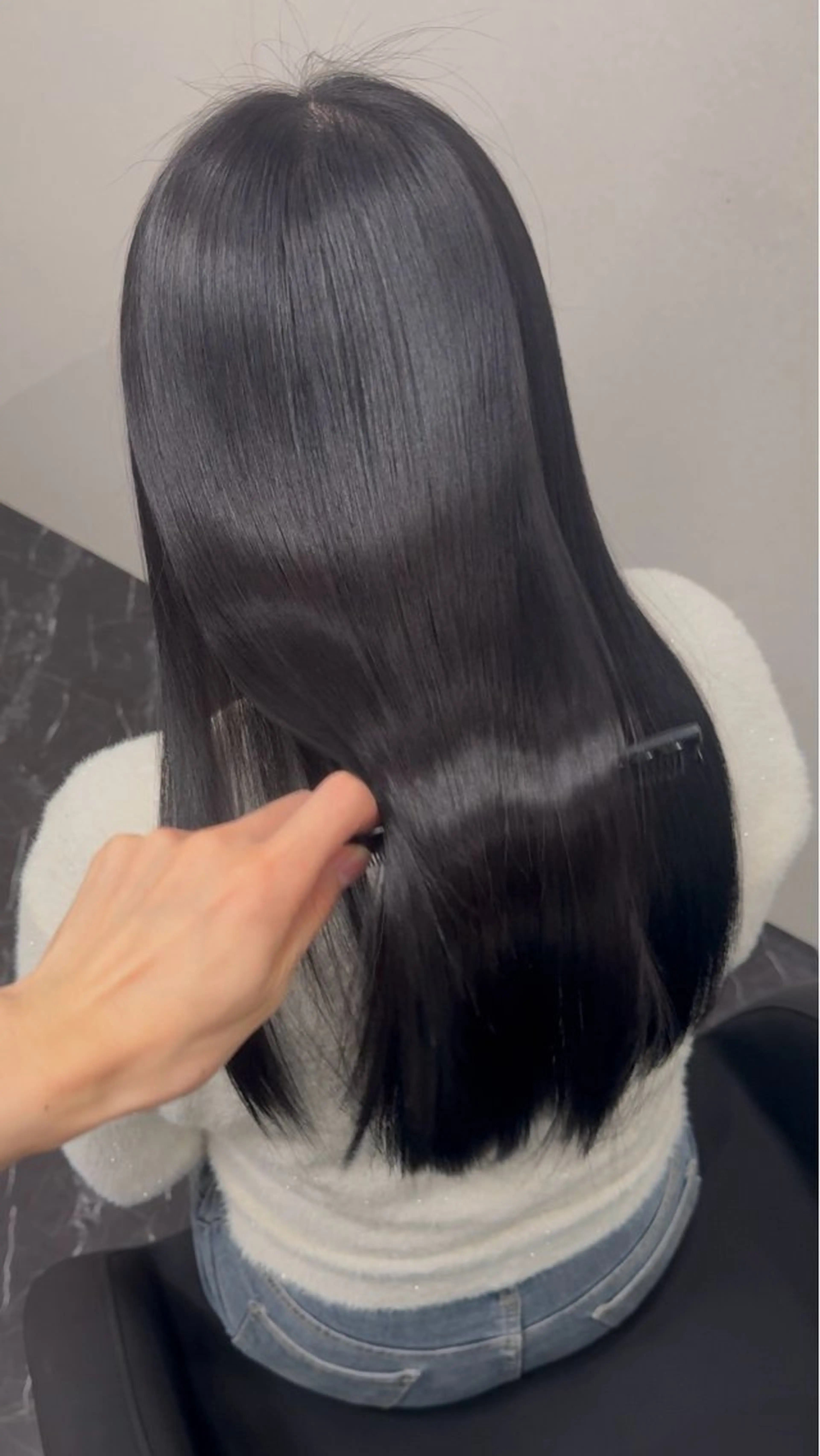 ロング カラー パーマ ヘアアレンジ メンズ キッズ メンズ韓国風 黒髪 ブルーカラー ブルーブラック レッドカラー 【美髪矯正 Ⅰ 髪質改善】たつやのヘアスタイル