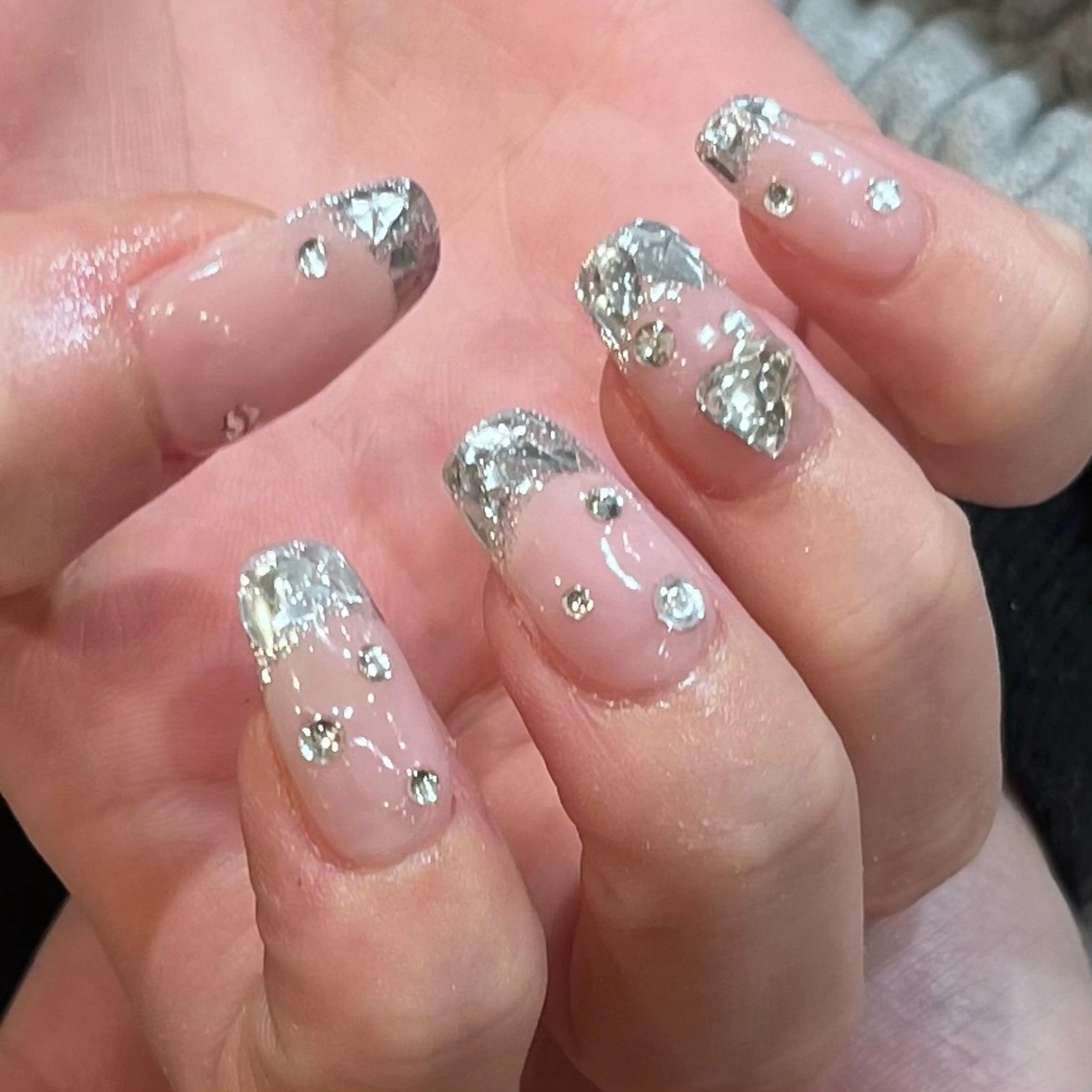 ネイル ハンドネイル 🩶レイナ🩶 color/nailのヘアスタイル