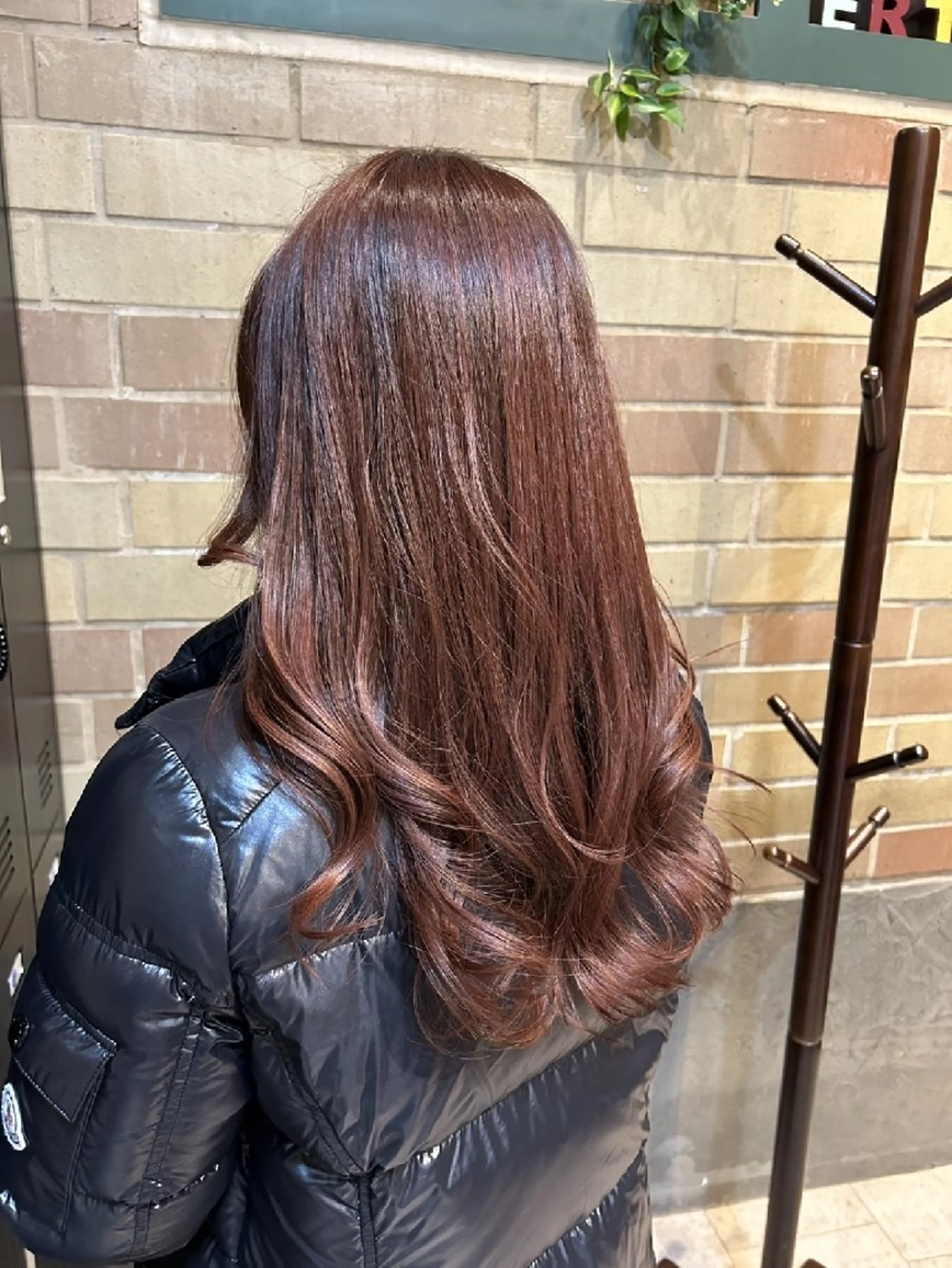 うる艶ヘアカラー🌈　　　　　　　　　　　　　　　　　　　　　　　　　　　　　ファッションカラー　リタッチ　ワンカラーの写真