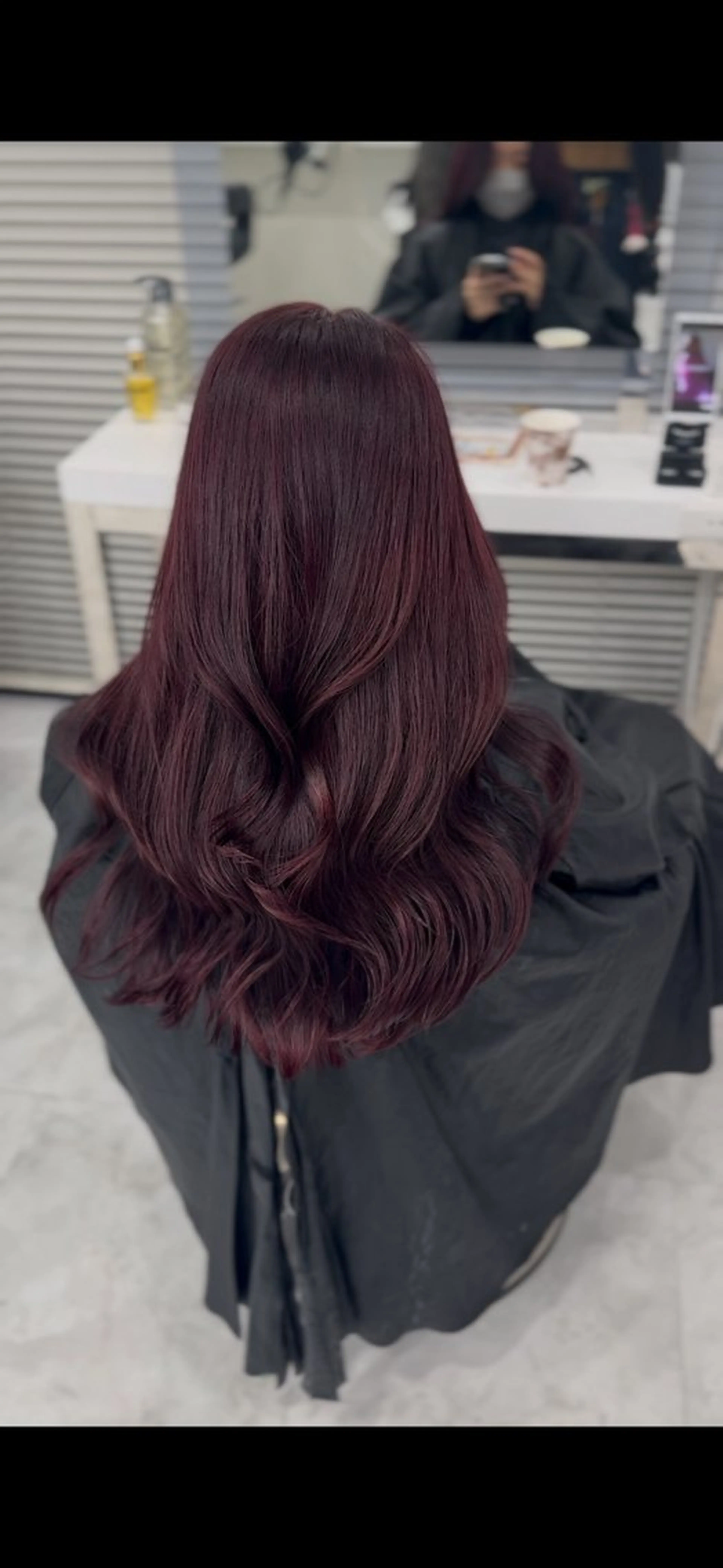 ロング カラー カット ヘアカラー 透けるやわらか艶髪♡ ナチュラルストレートのヘアスタイル