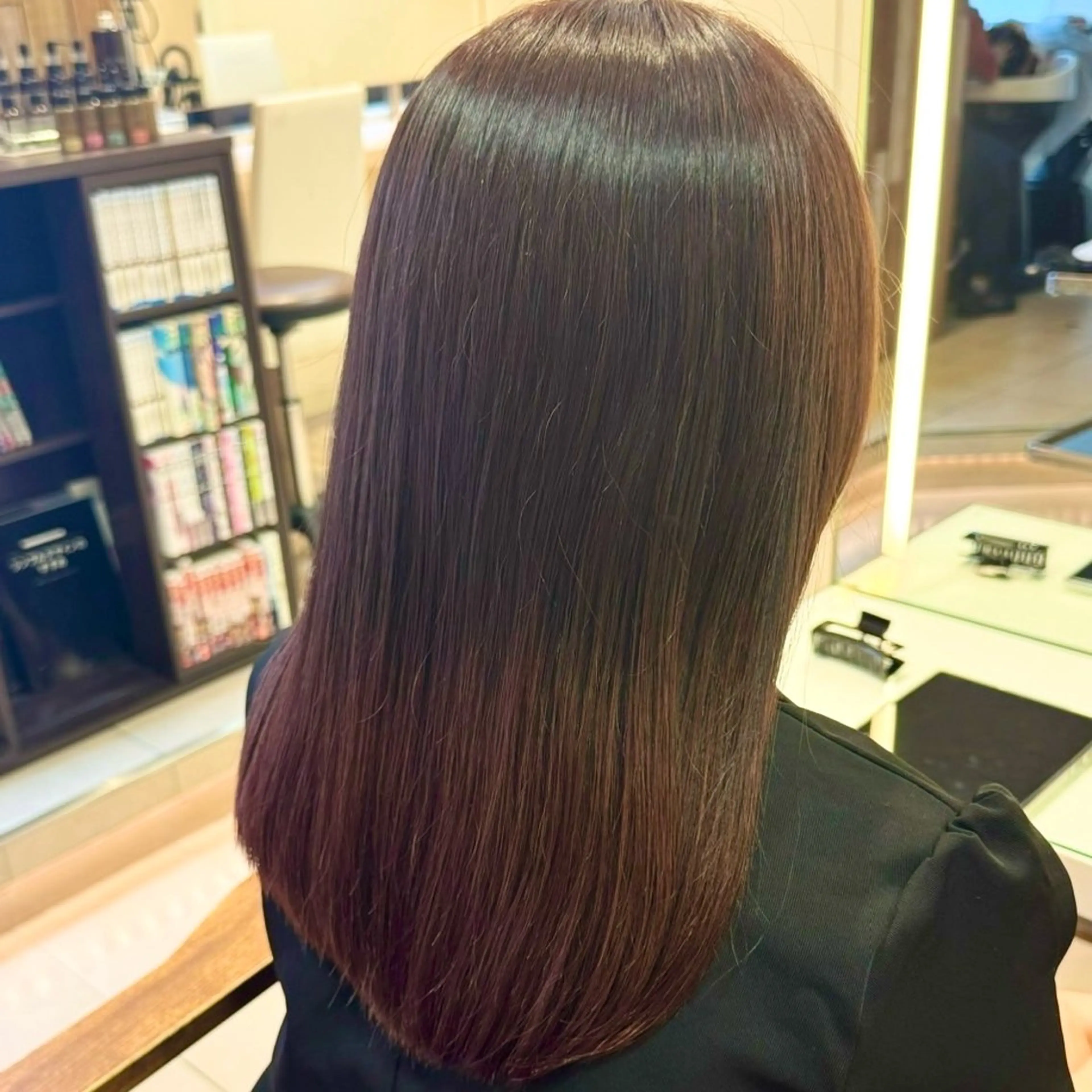 セミロング カラー ヘアカラー トリートメント 🫧透明感明るめカラ ー🫧大西あずきのヘアスタイル
