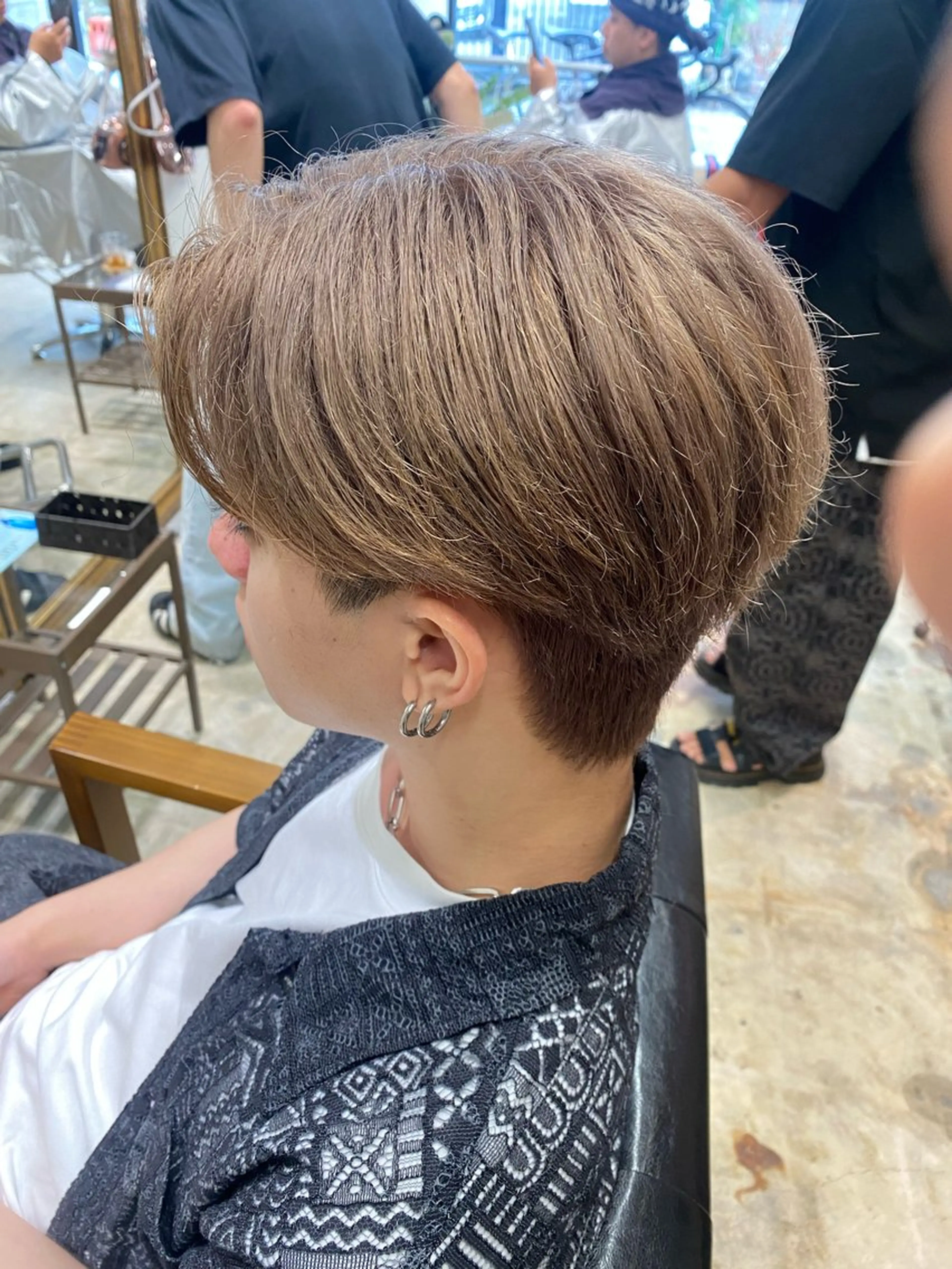 カラー メンズ メンズパーマ メンズツイストパーマ 波巻きパーマ ベージュカラー ミルクティーベージュ カット ヘアカラー トリートメント ヘアセット 🌴パーマオタク🌴 長谷川　諒佑🌈のヘアスタイル