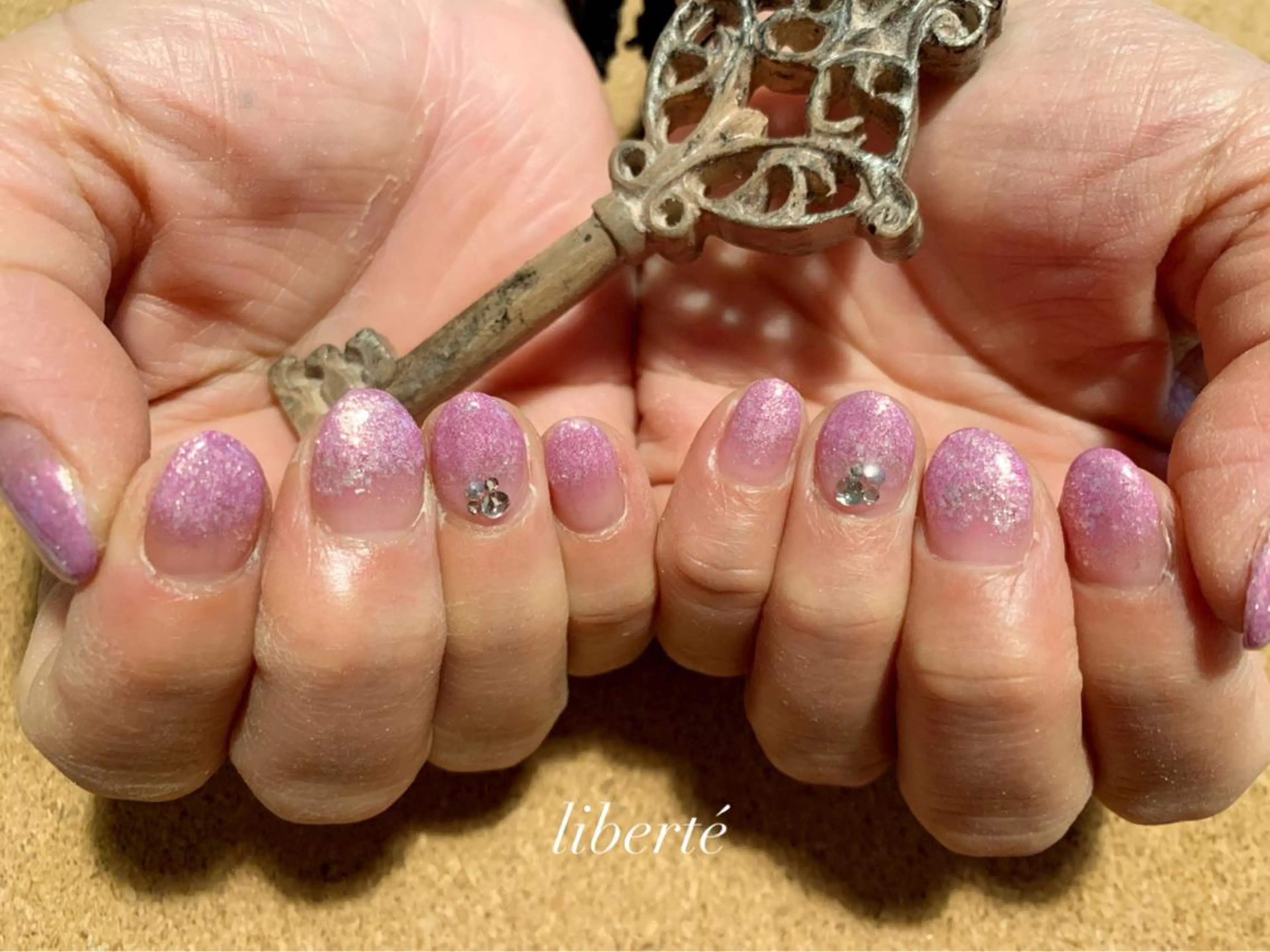 ネイル liberté (リベルテ)のネイルデザイン