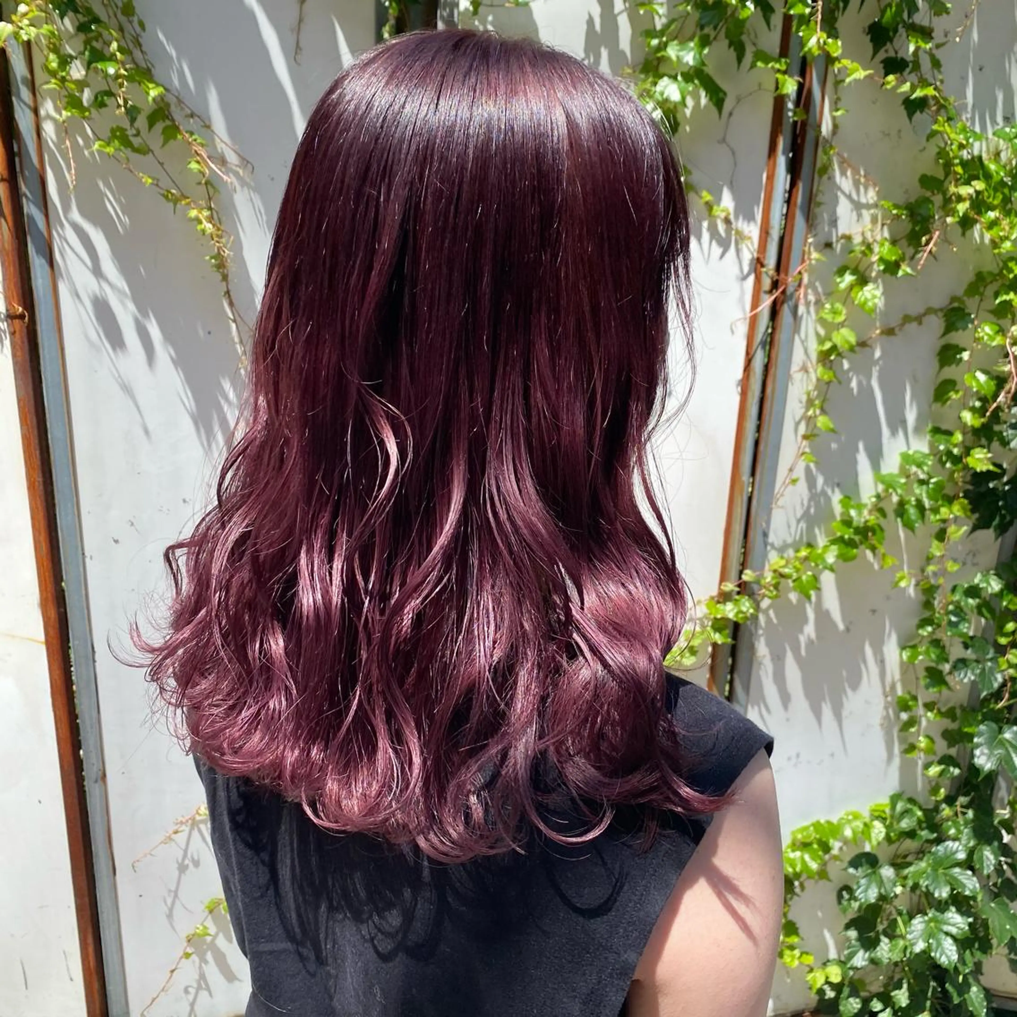 ミディアム カラー ブリーチ ピンクカラー ピンクパープル パープルカラー Legami 熊本(レガーミ)所属・清村 和音のヘアスタイル